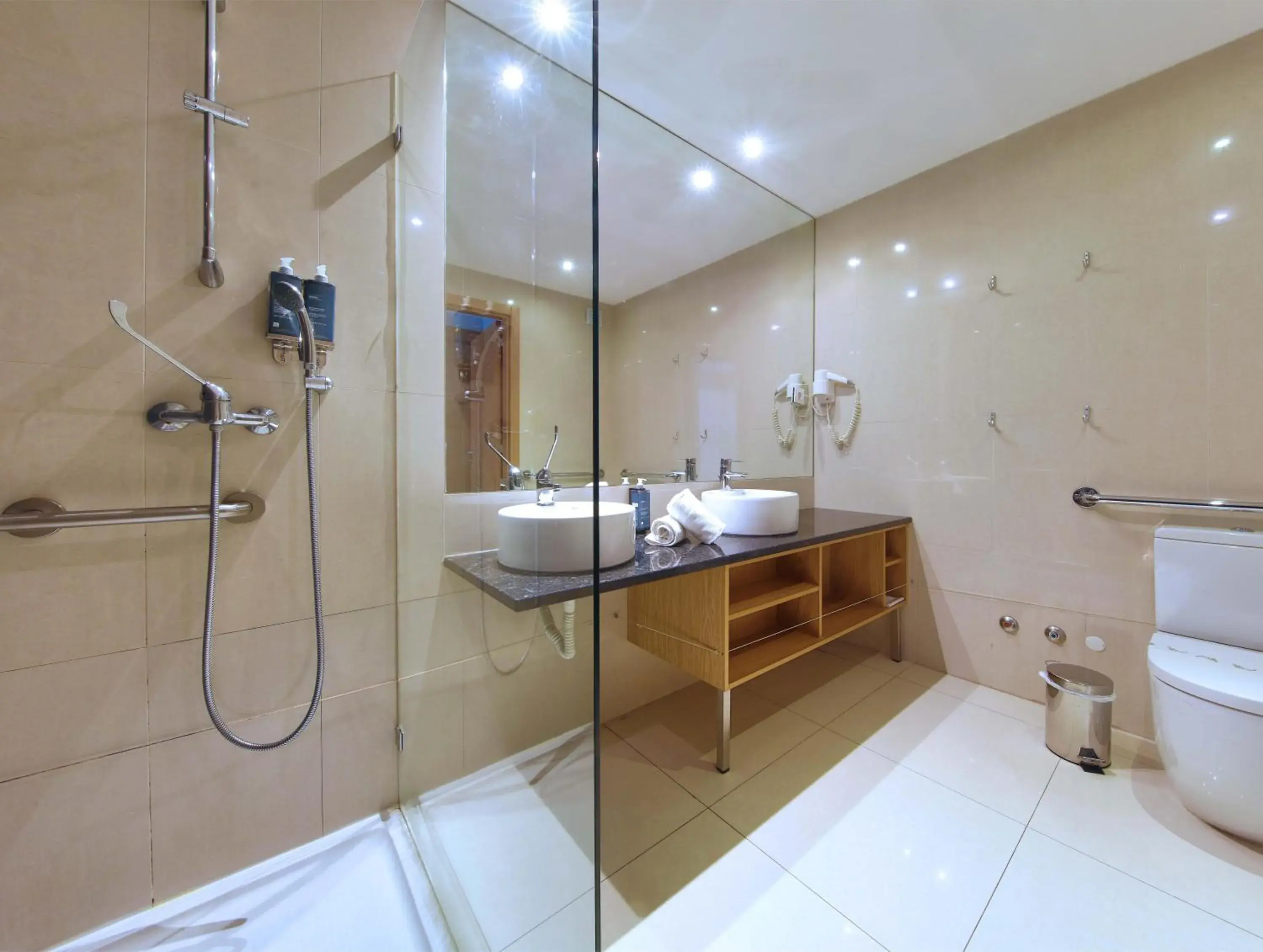 Superior Double or Twin Room in Agua Hotels Riverside Superior Double or Twin Room in Agua Hotels Riverside