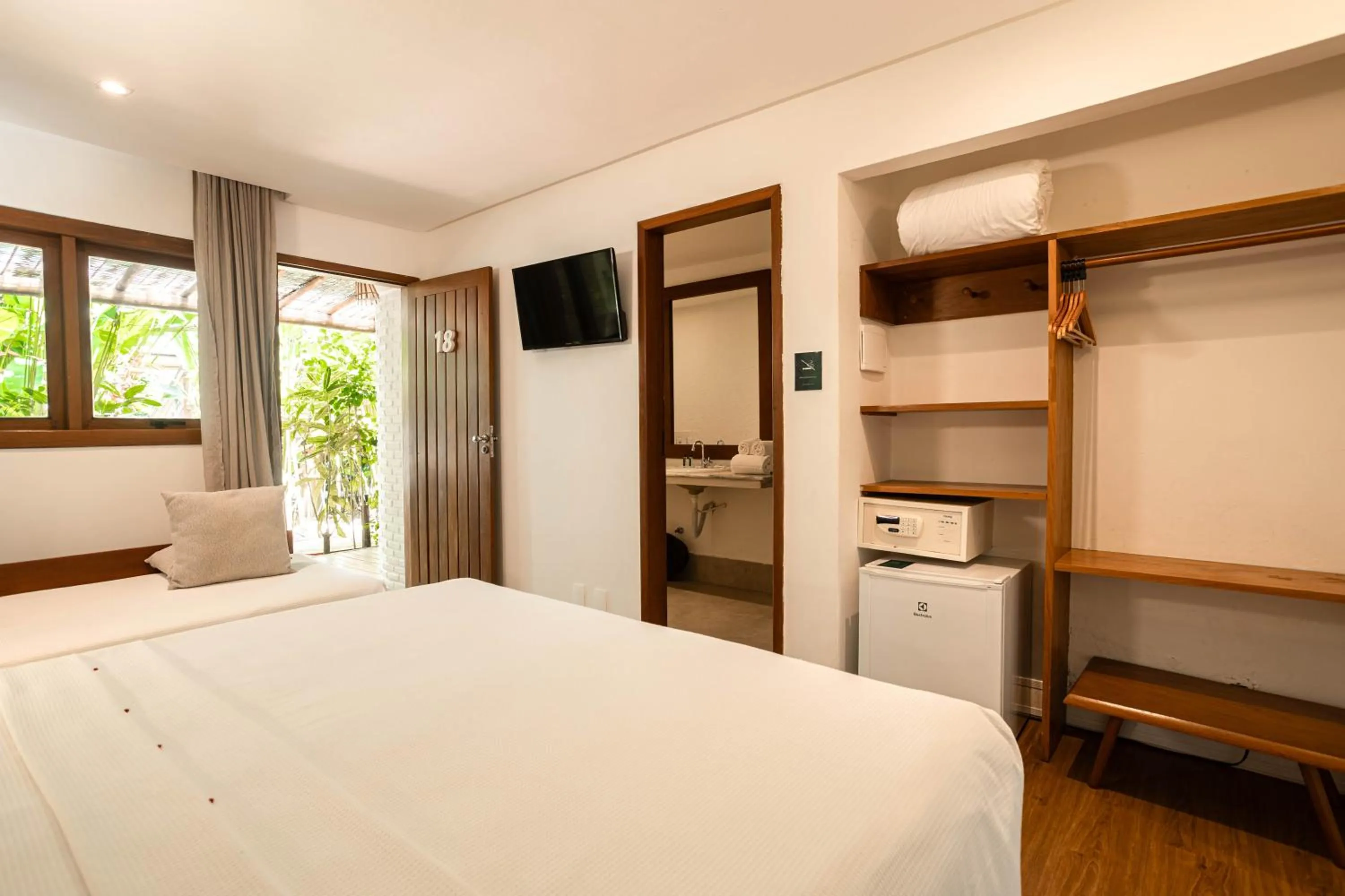 TV and multimedia, Bed in Pousada Cheiro Verde