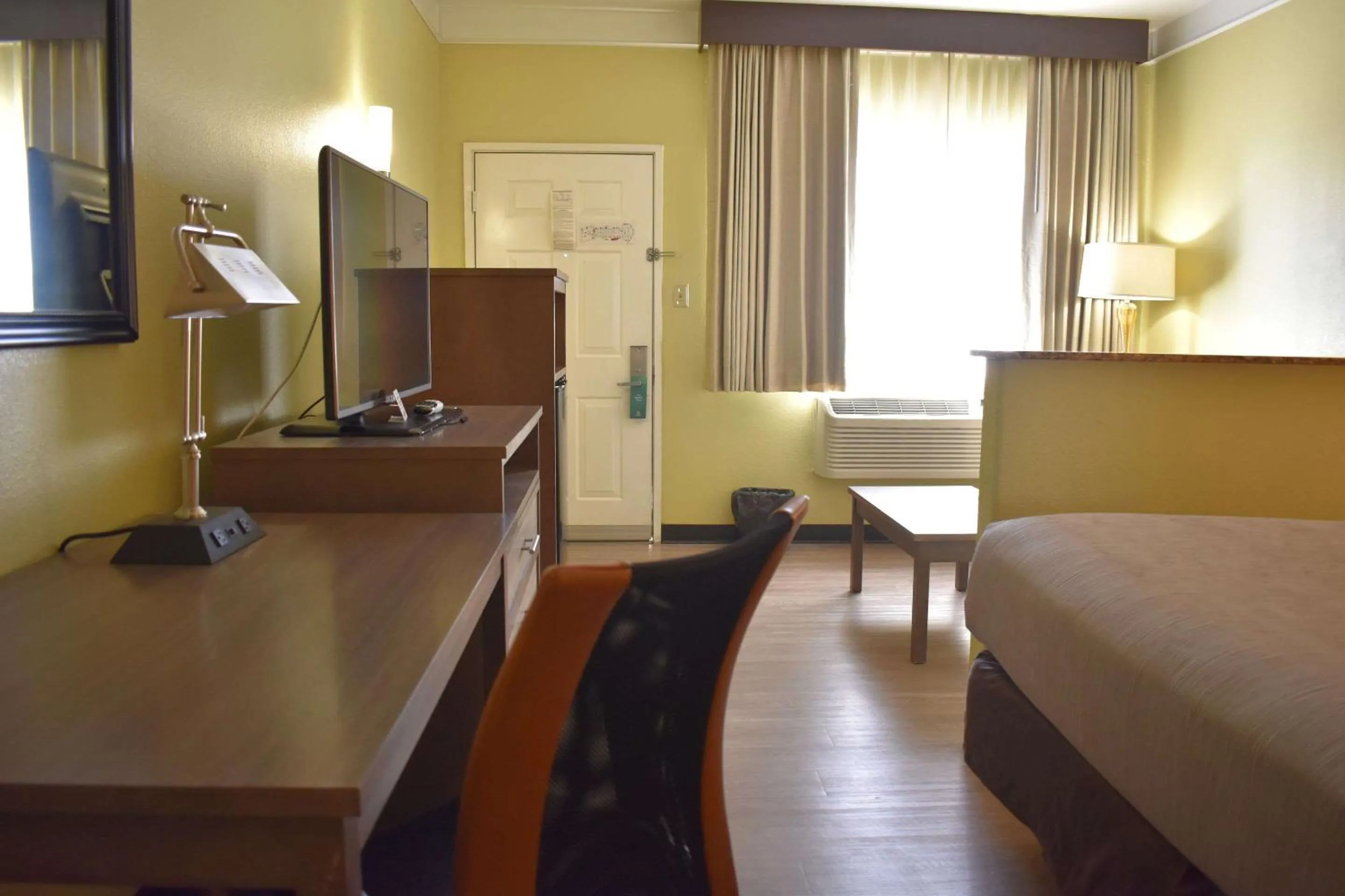 Bedroom in Quality Inn & Suites Gallup I-40 Exit 20