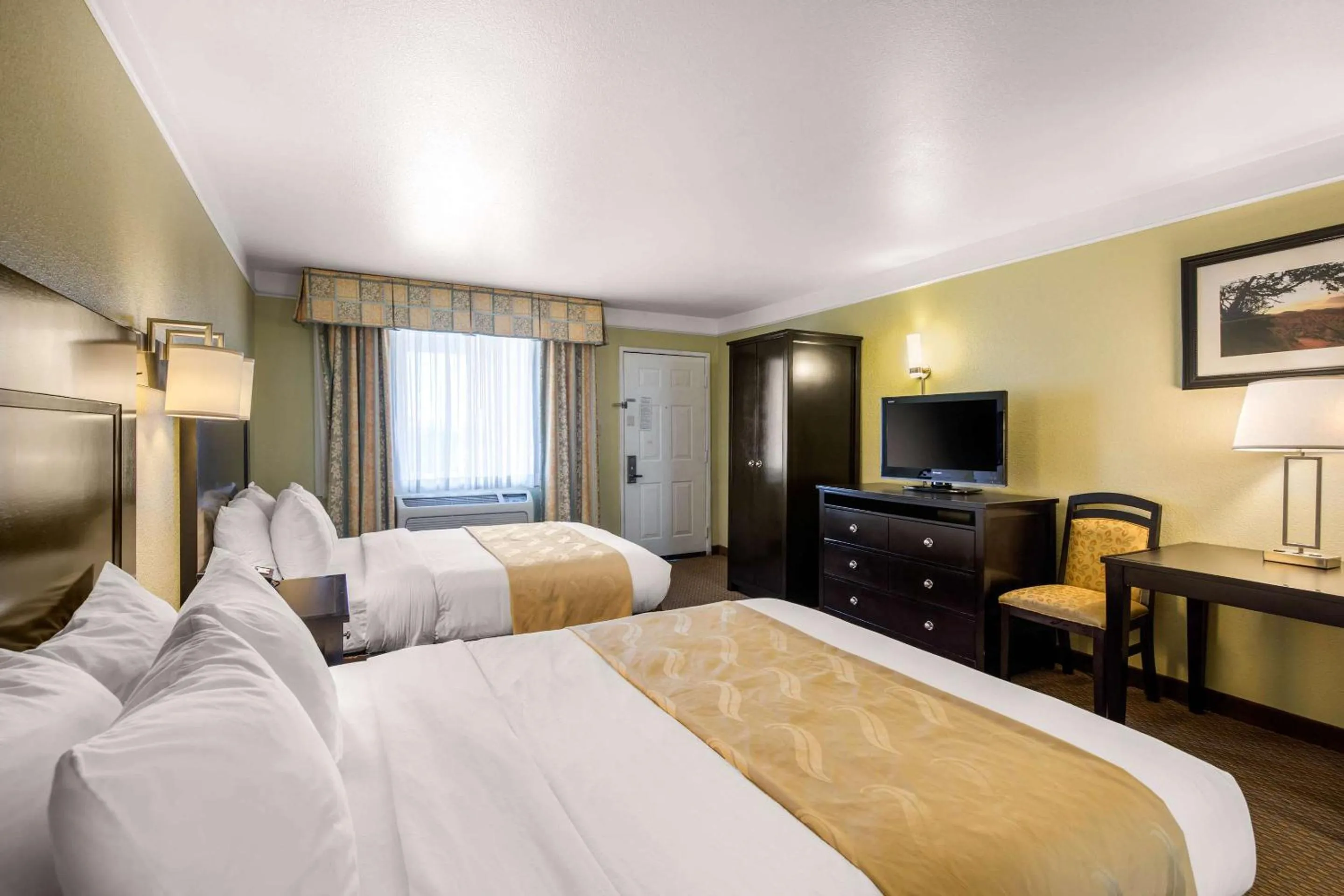 Bedroom, Bed in Quality Inn & Suites Gallup I-40 Exit 20