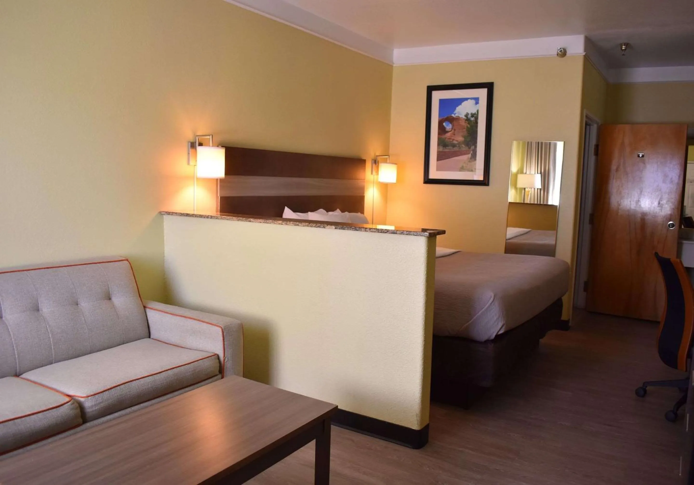 Bedroom, Bed in Quality Inn & Suites Gallup I-40 Exit 20