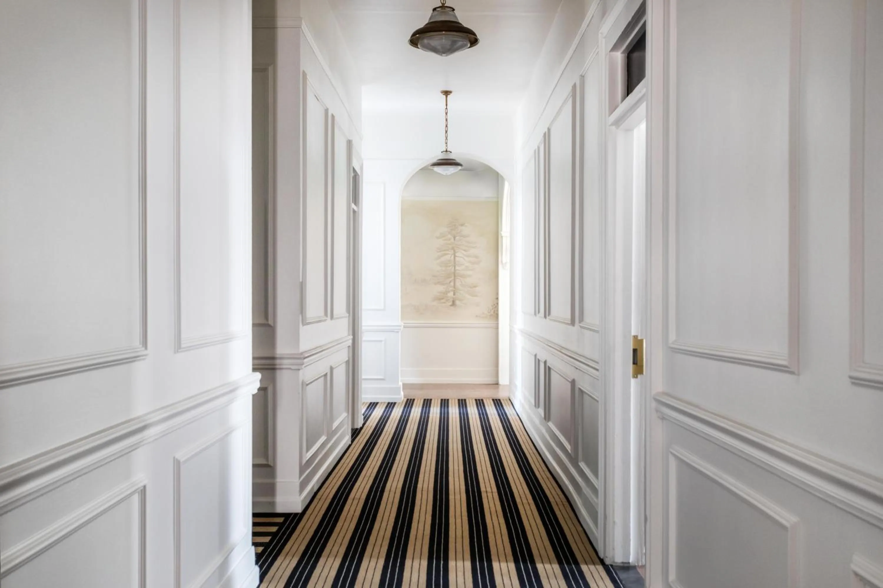 Decorative detail in The Holbrooke Hotel