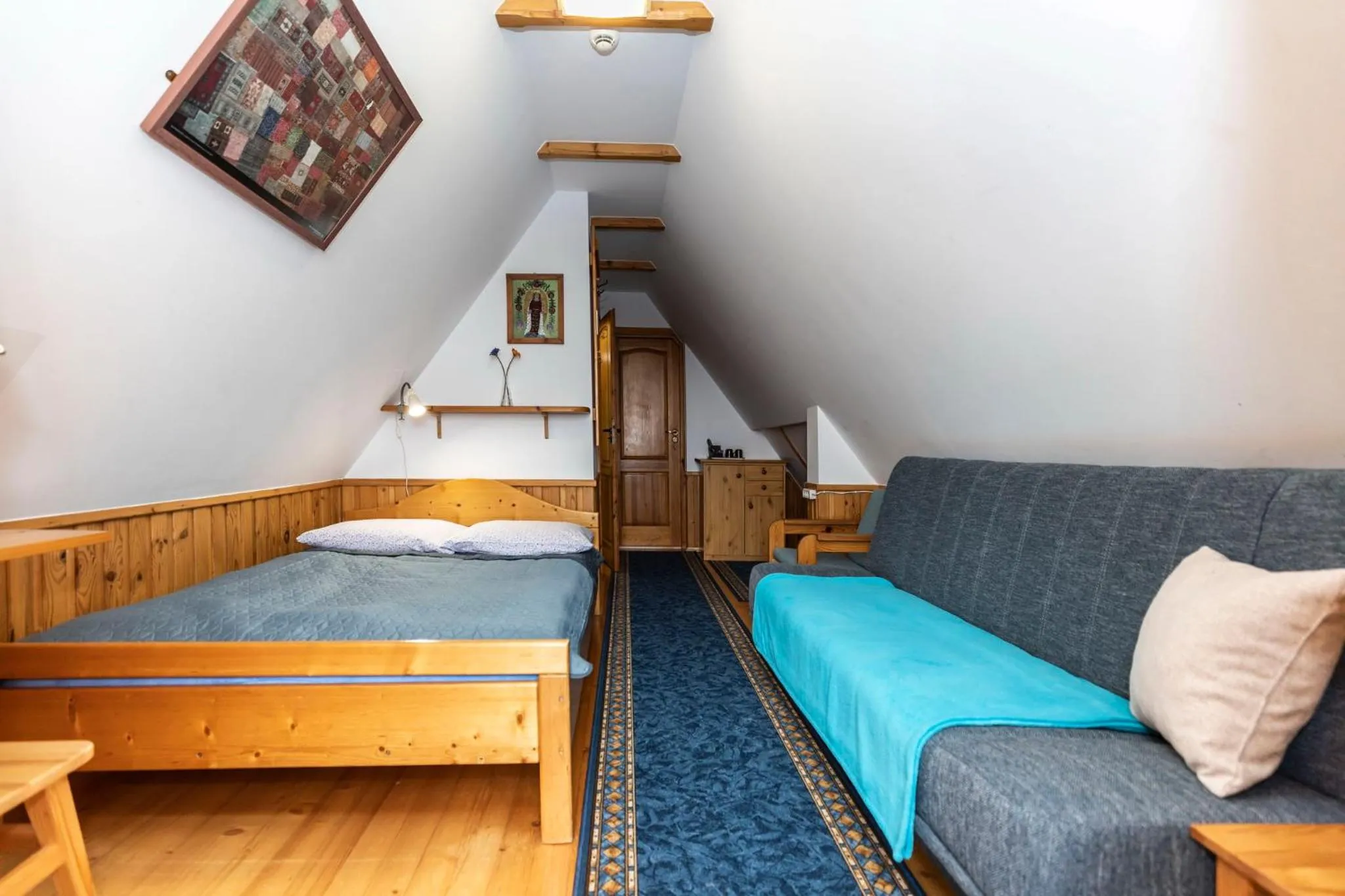 Photo of the whole room, Bed in Willa Koisowka