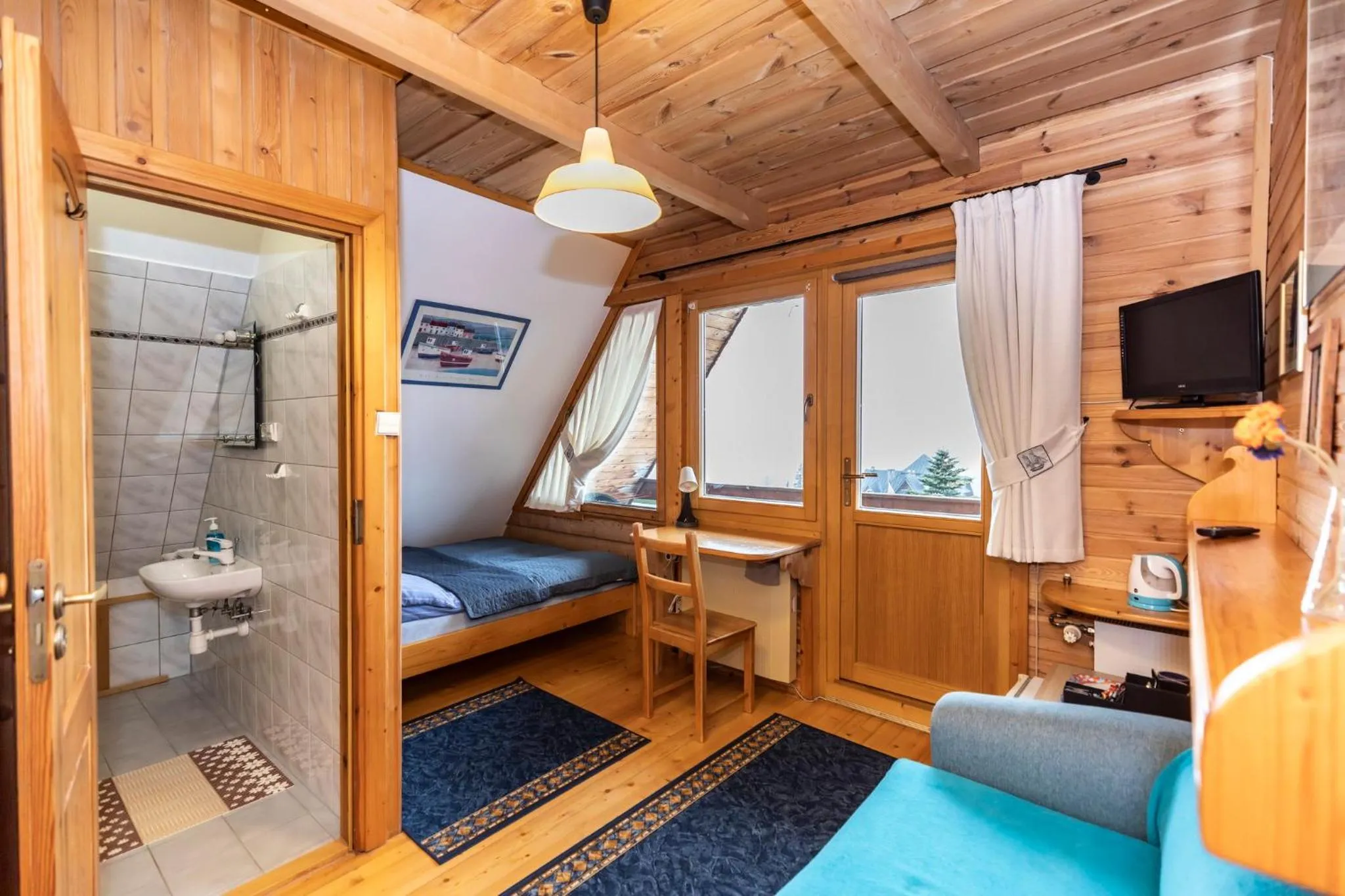 Photo of the whole room, Bed in Willa Koisowka