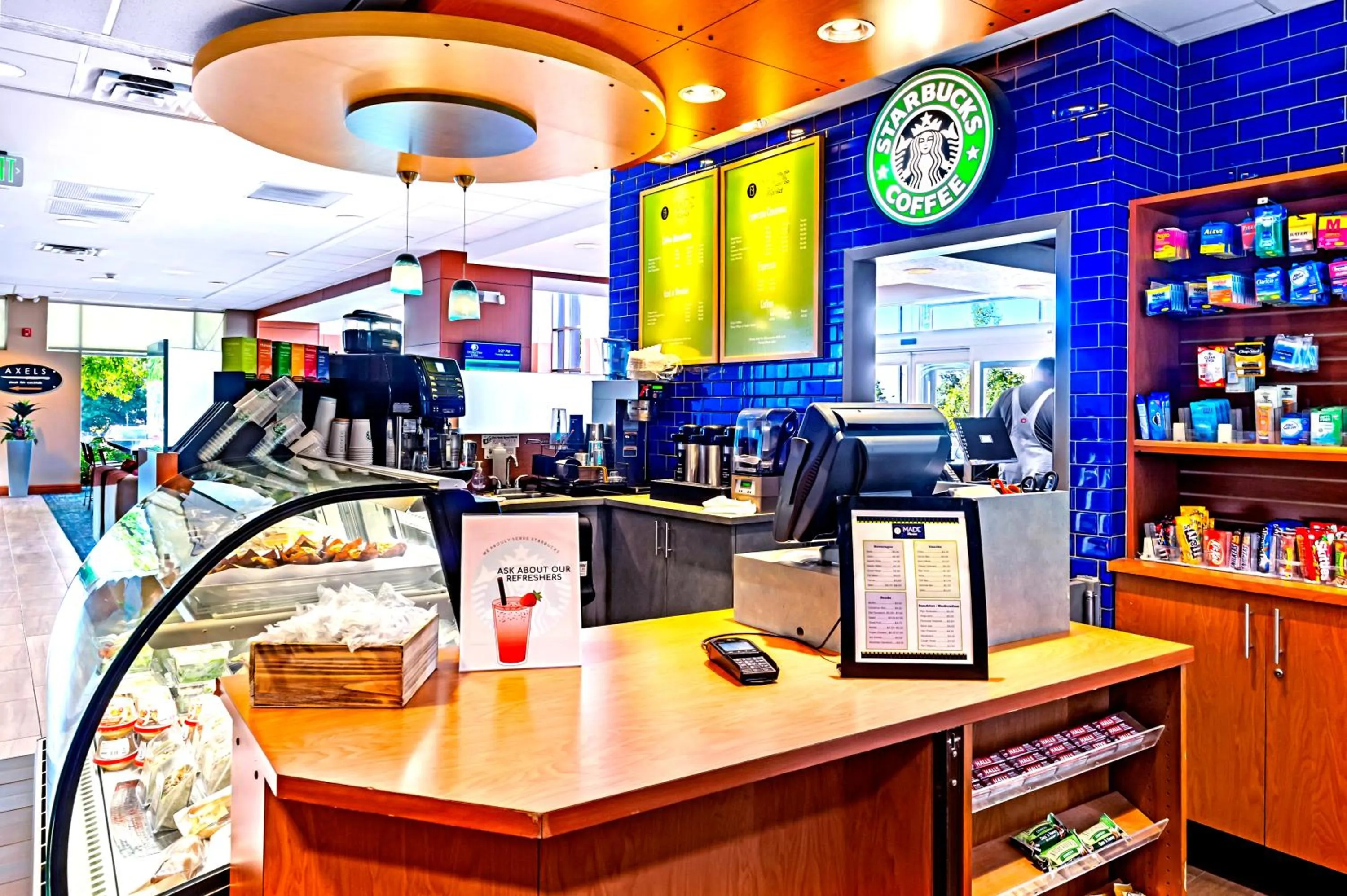 Coffee/tea facilities in DoubleTree by Hilton Roseville Minneapolis