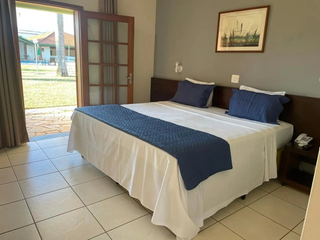 Bed in IPÊ PARK Convention Hotel