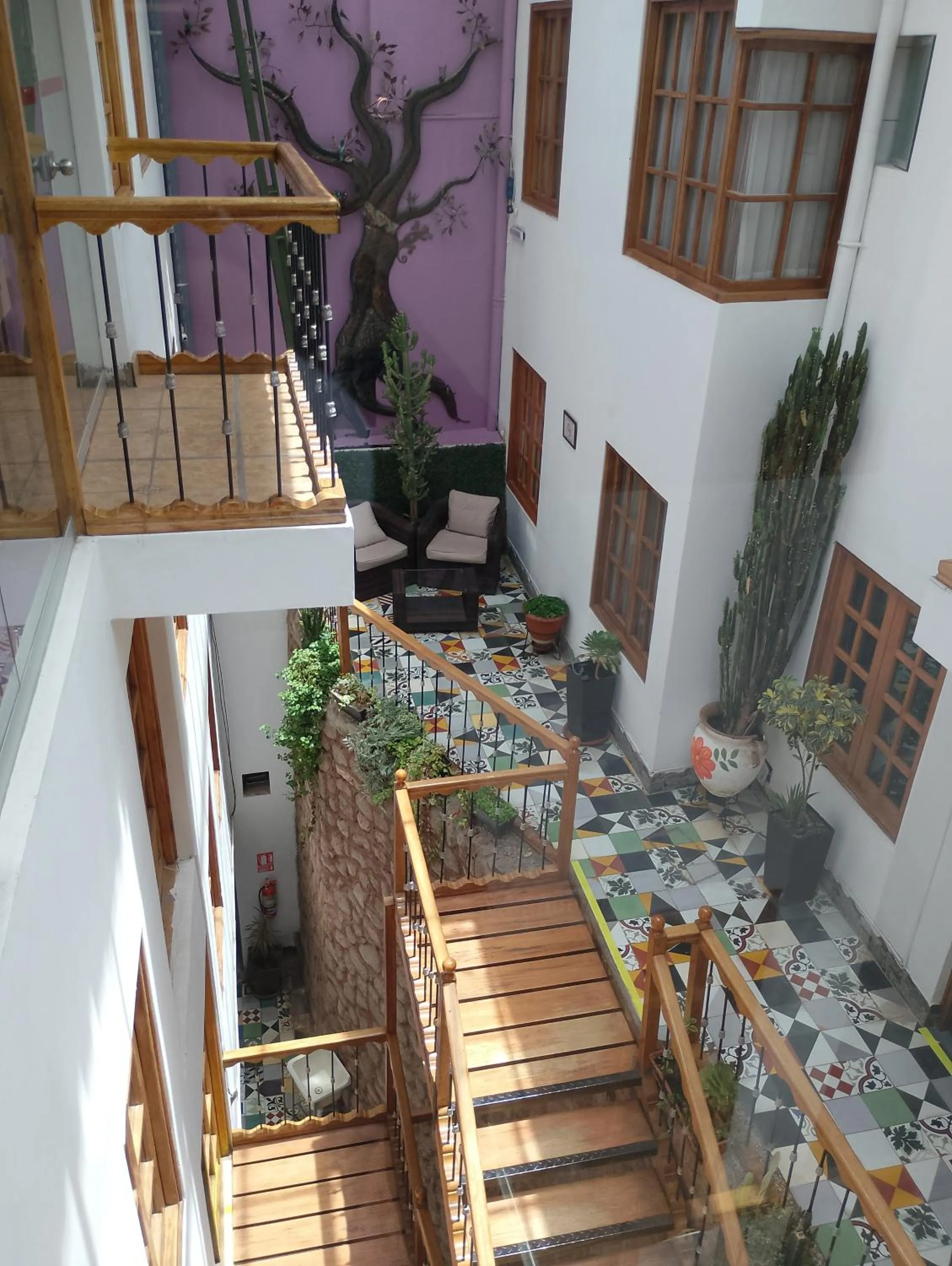 Inner courtyard view in Anden Inca Hotel