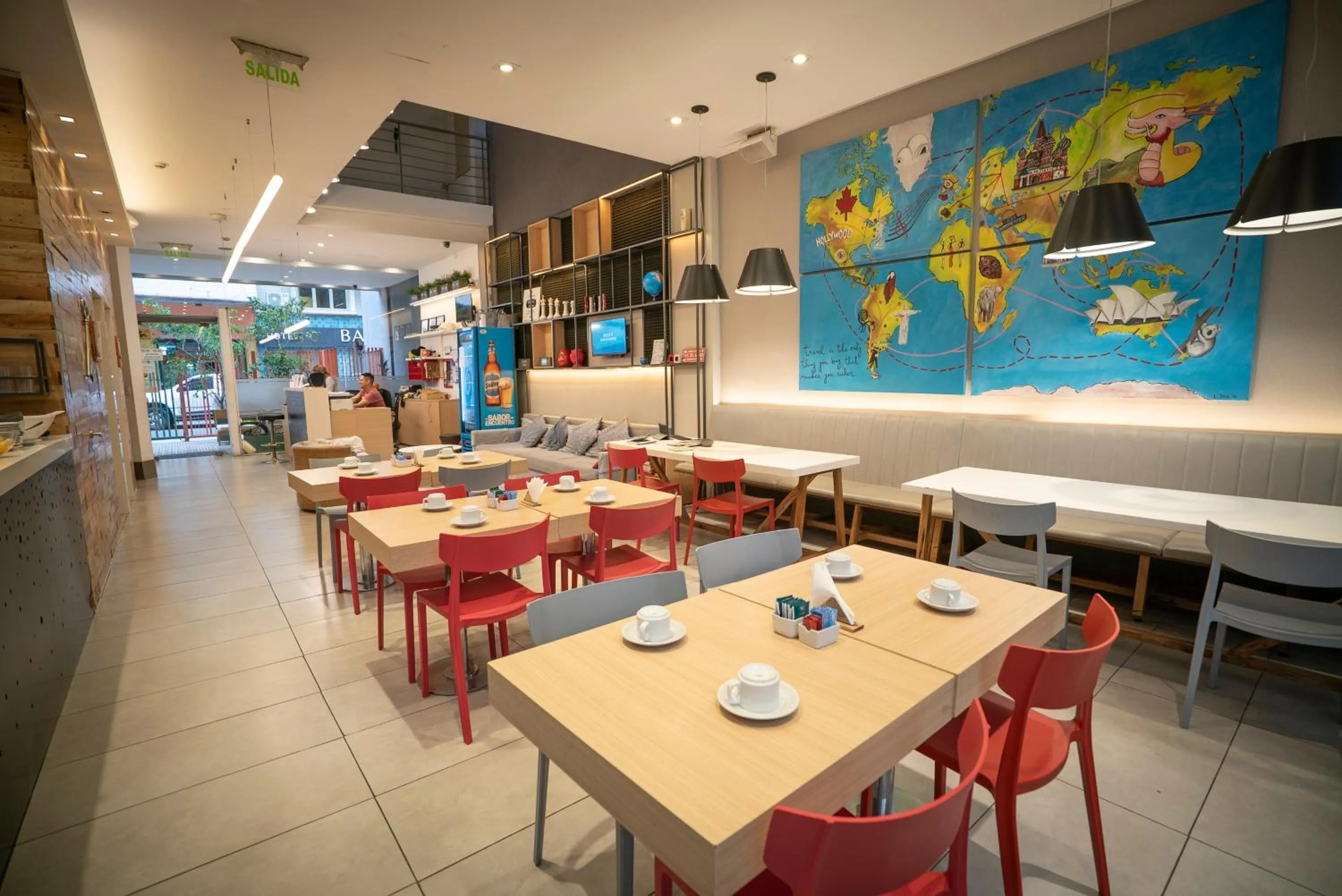 Breakfast in America Del Sur Hostel Buenos Aires