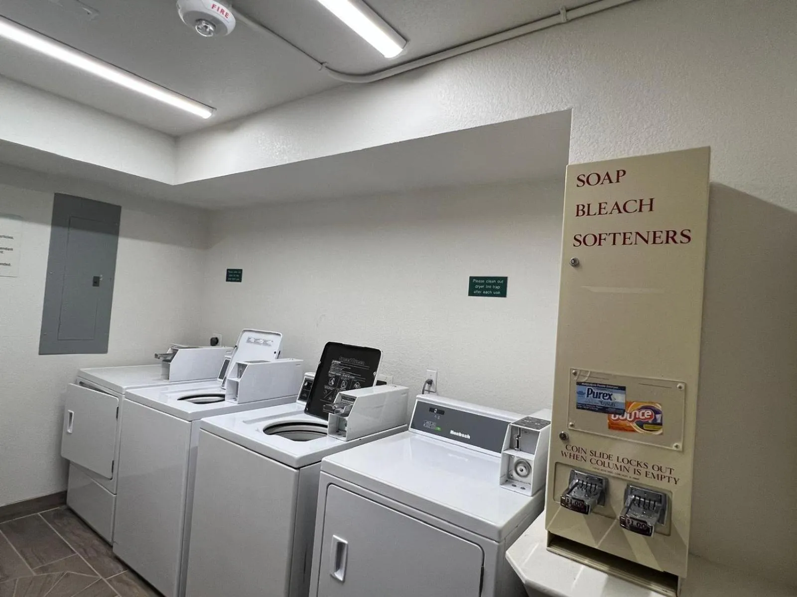 laundry in Days Inn & Suites by Wyndham Surprise