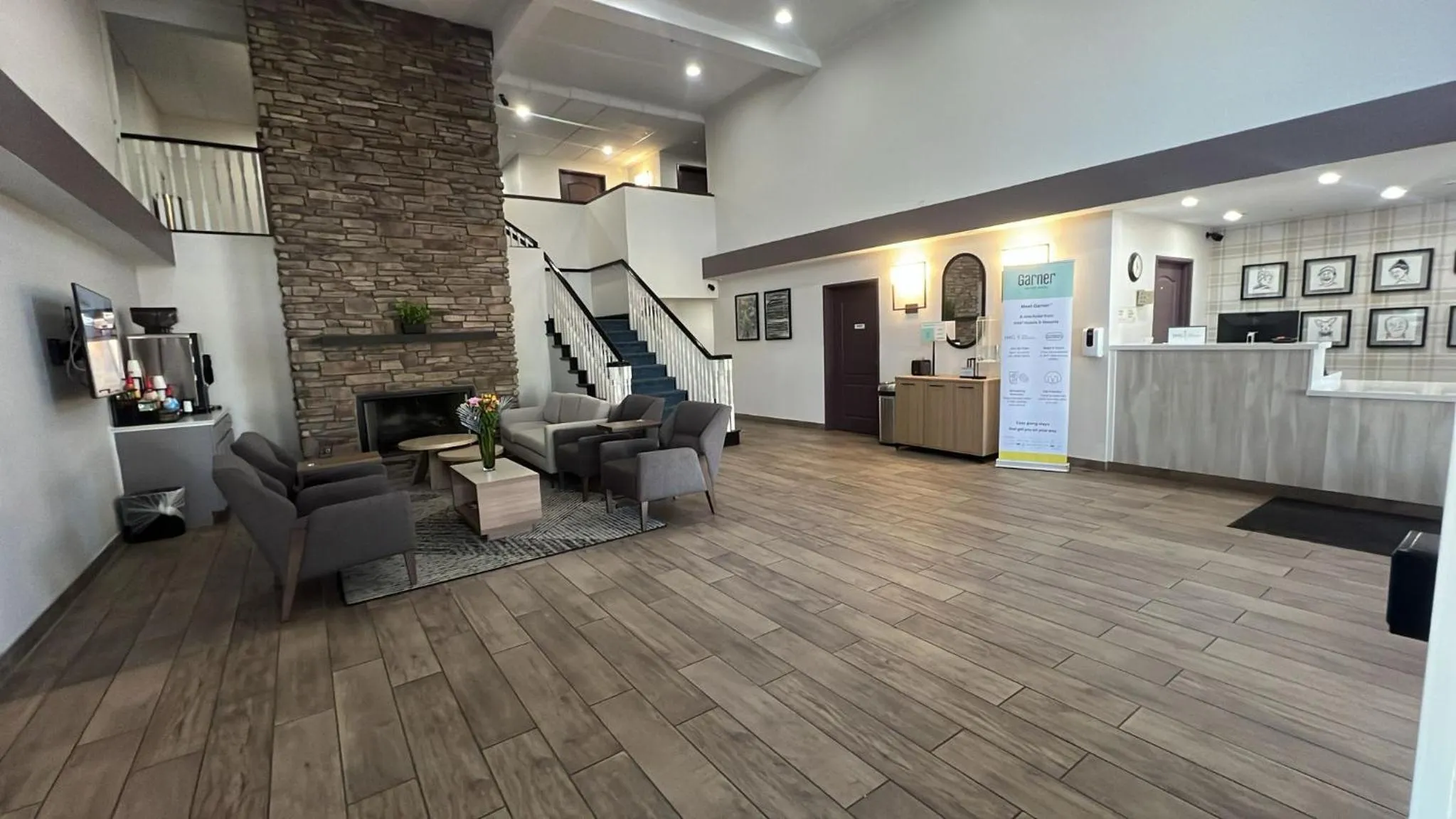 Lobby or reception in Days Inn & Suites by Wyndham Surprise