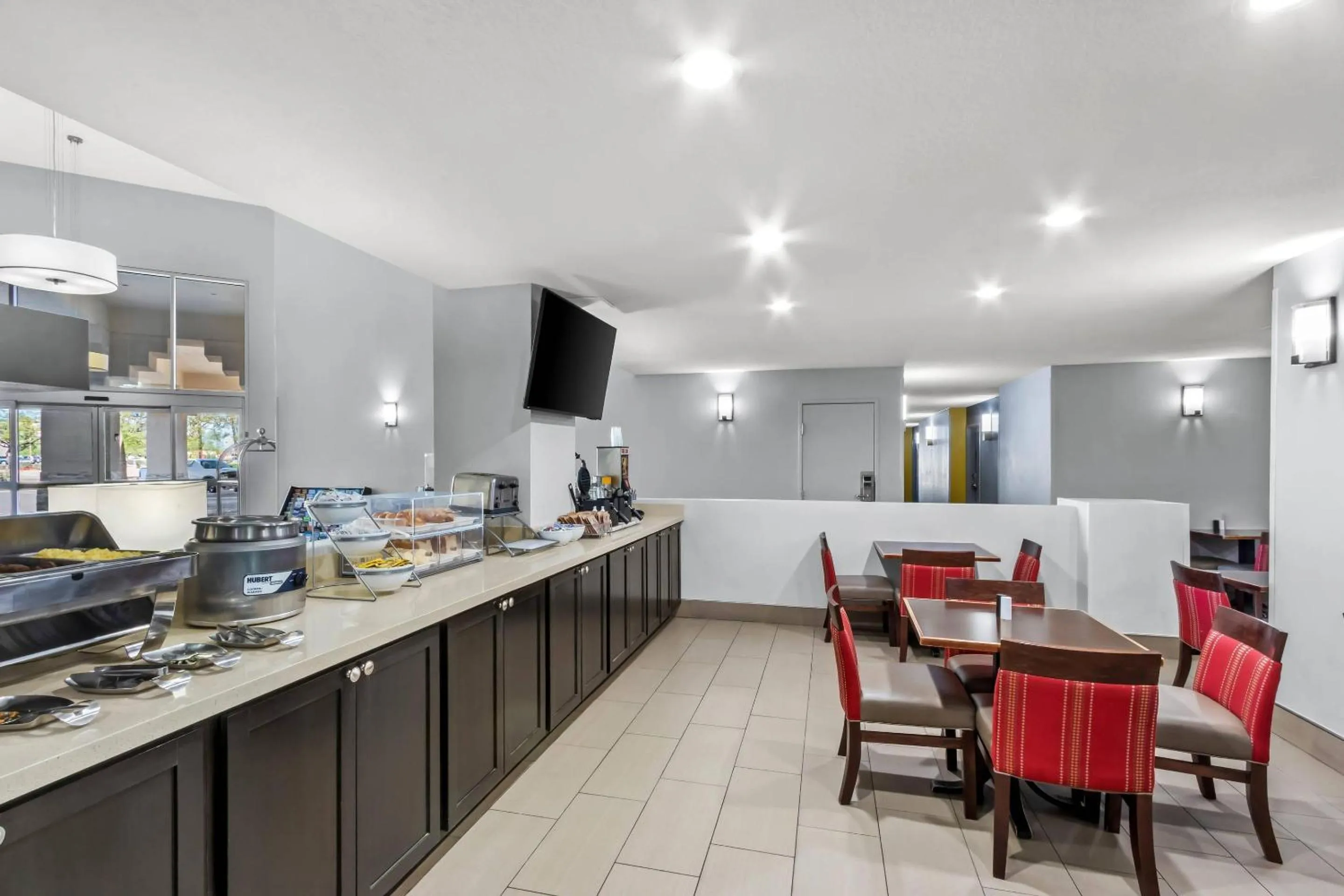 Breakfast in Comfort Inn & Suites Surprise Near Sun City West