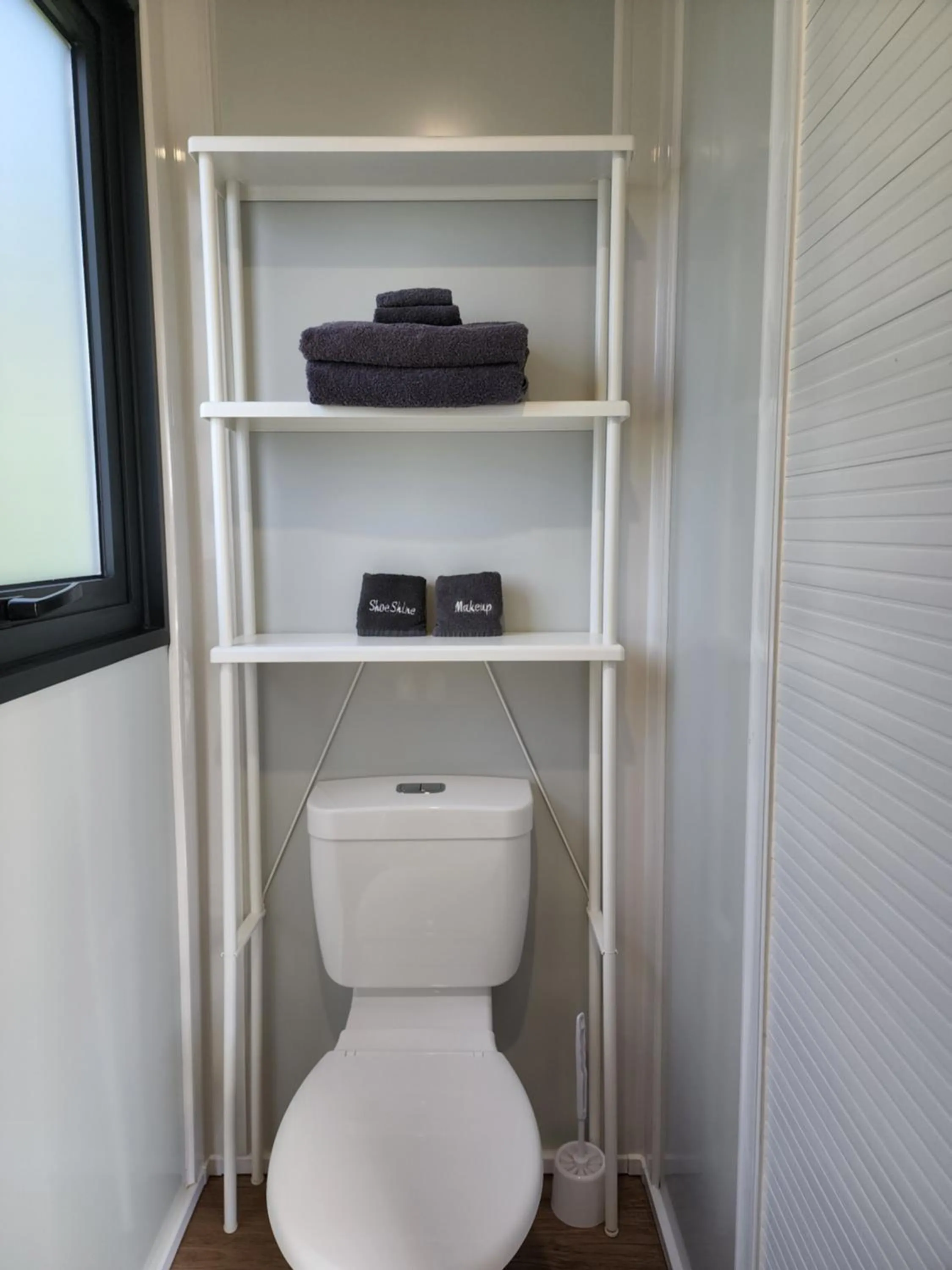 Toilet in Plateau Lodge