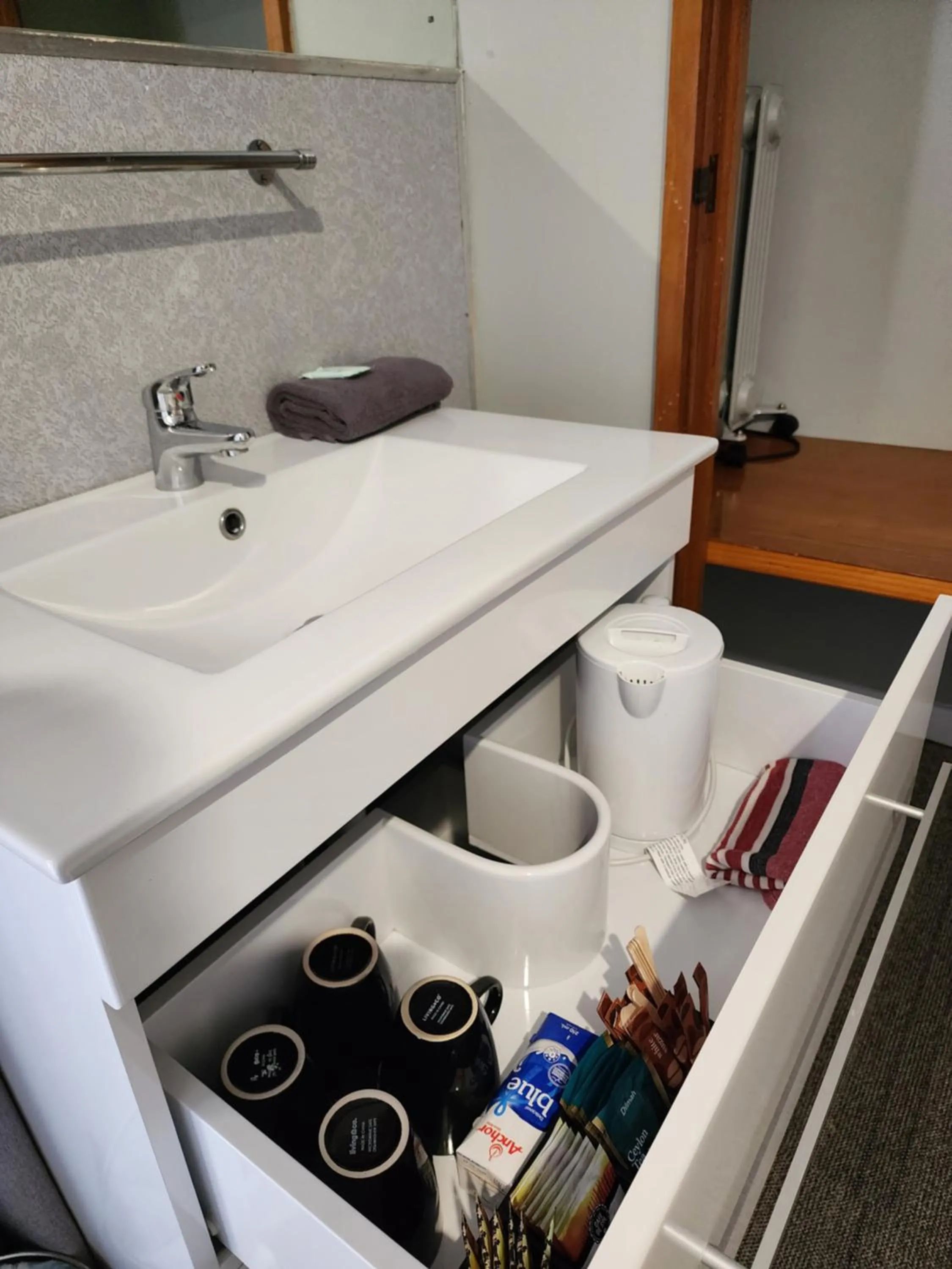 Coffee/tea facilities in Plateau Lodge