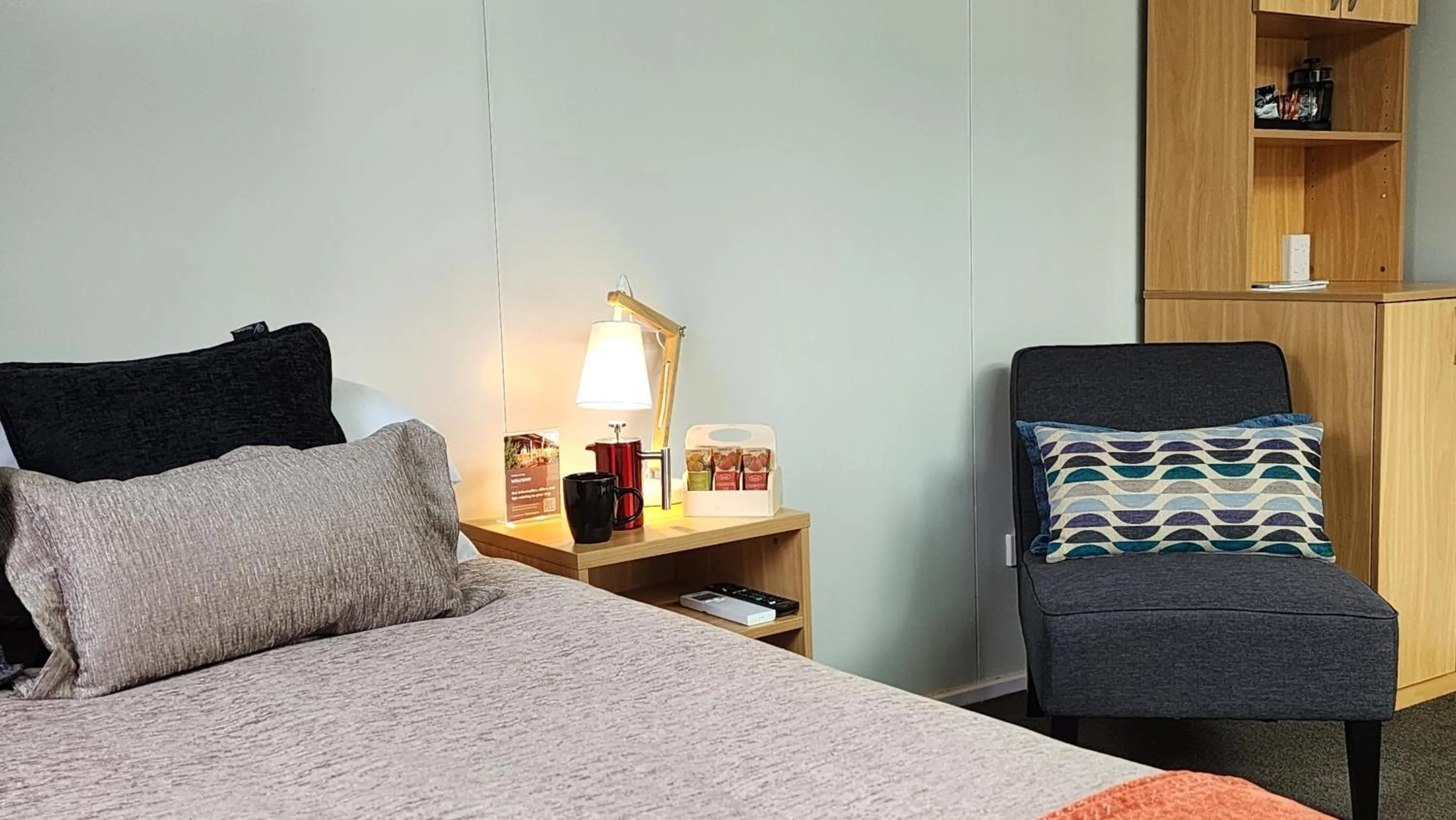 Bedroom, Bed in Plateau Lodge