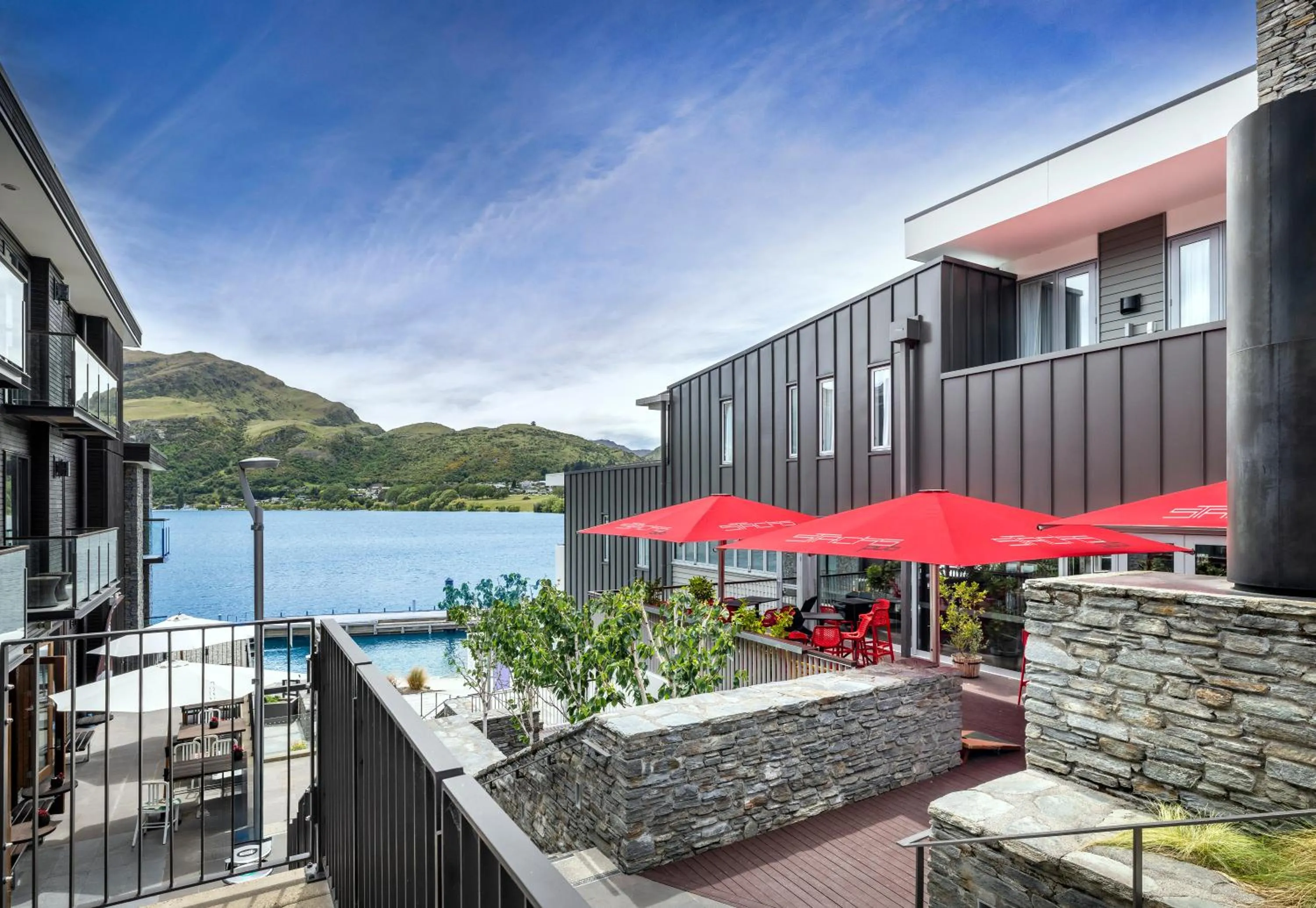 Restaurant/places to eat in DoubleTree by Hilton Queenstown