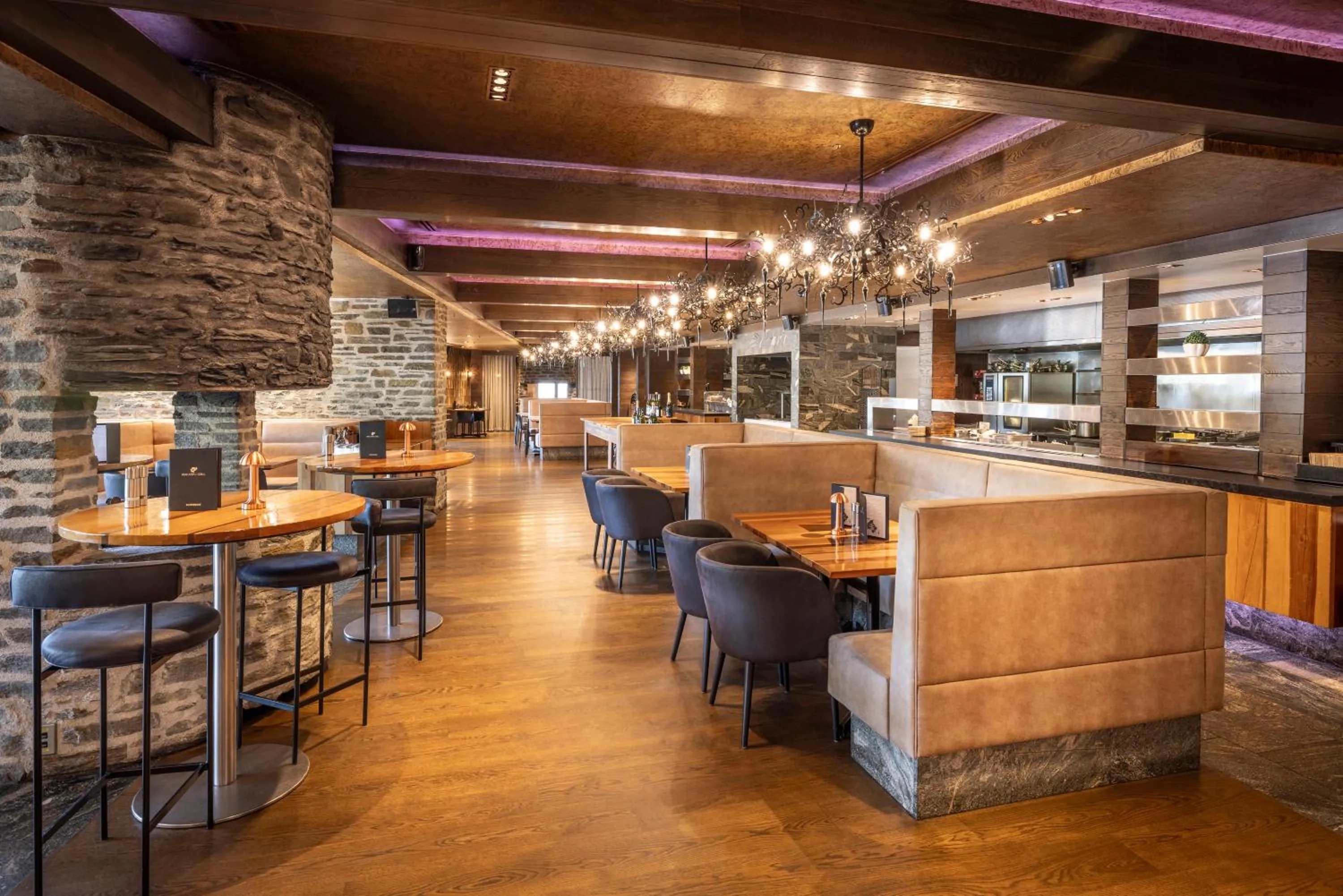 Restaurant/places to eat in DoubleTree by Hilton Queenstown