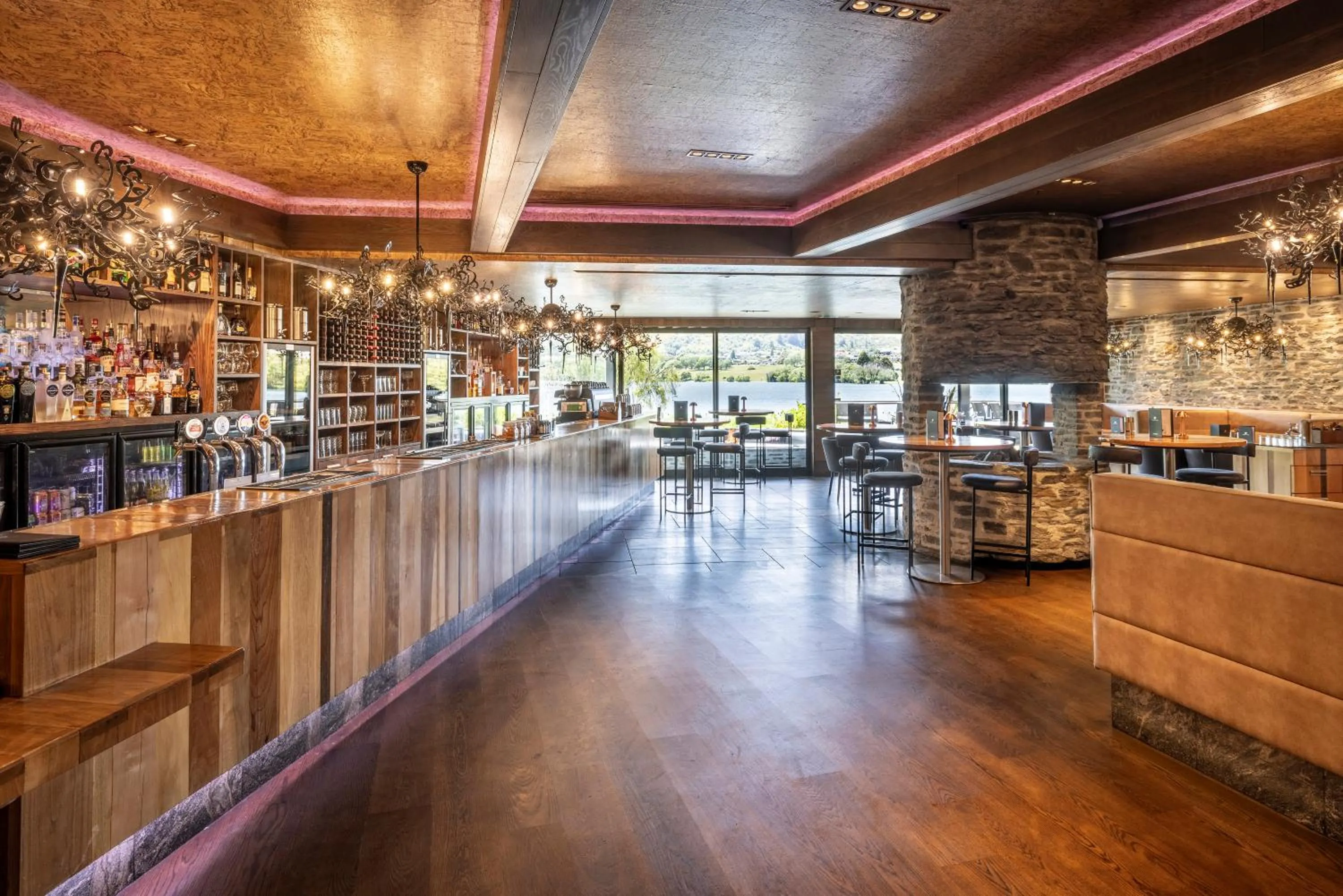 Restaurant/places to eat in DoubleTree by Hilton Queenstown
