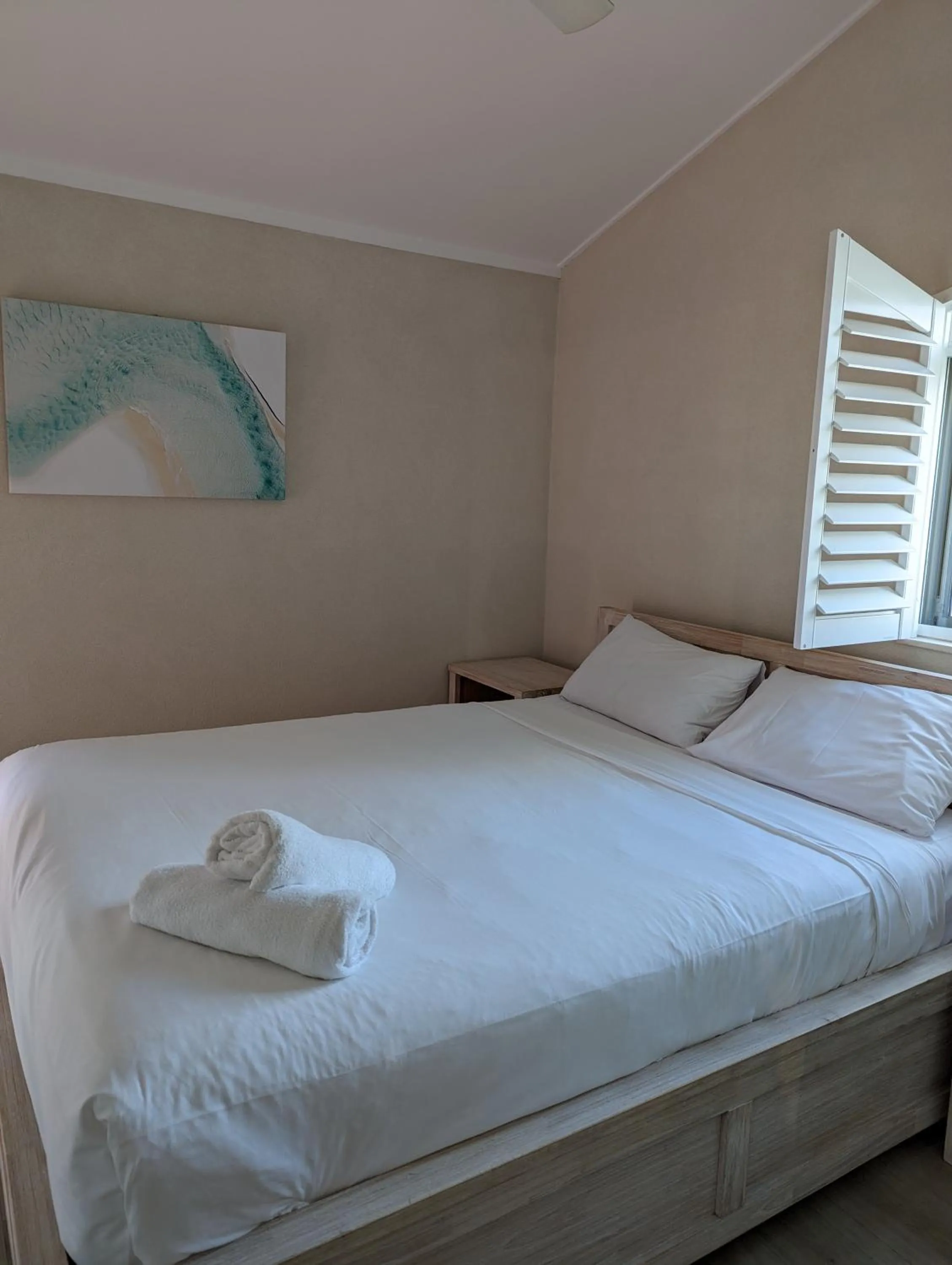 Bed in Byron Bay Beachfront Apartments