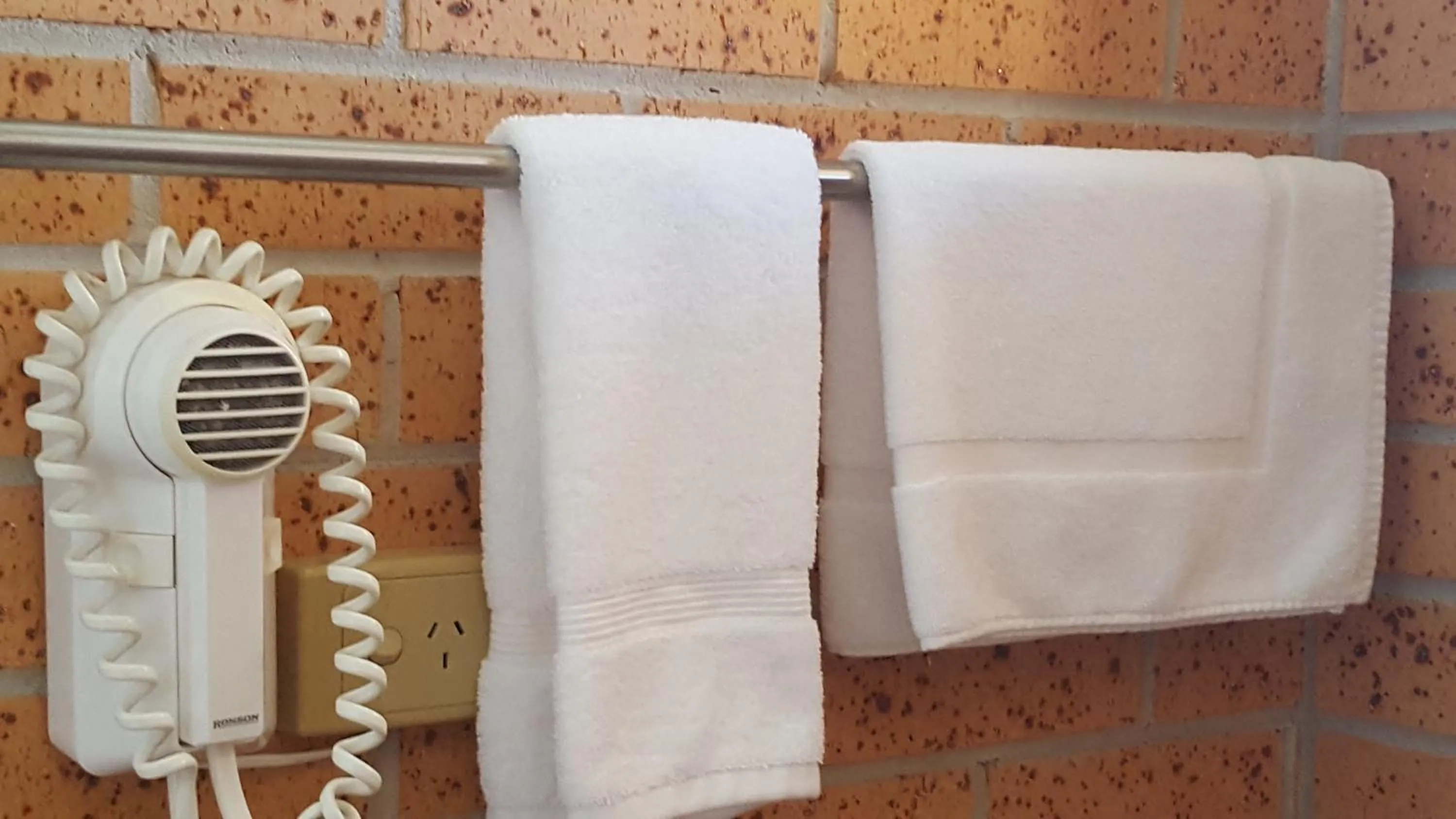 Royal Palms Motor Inn