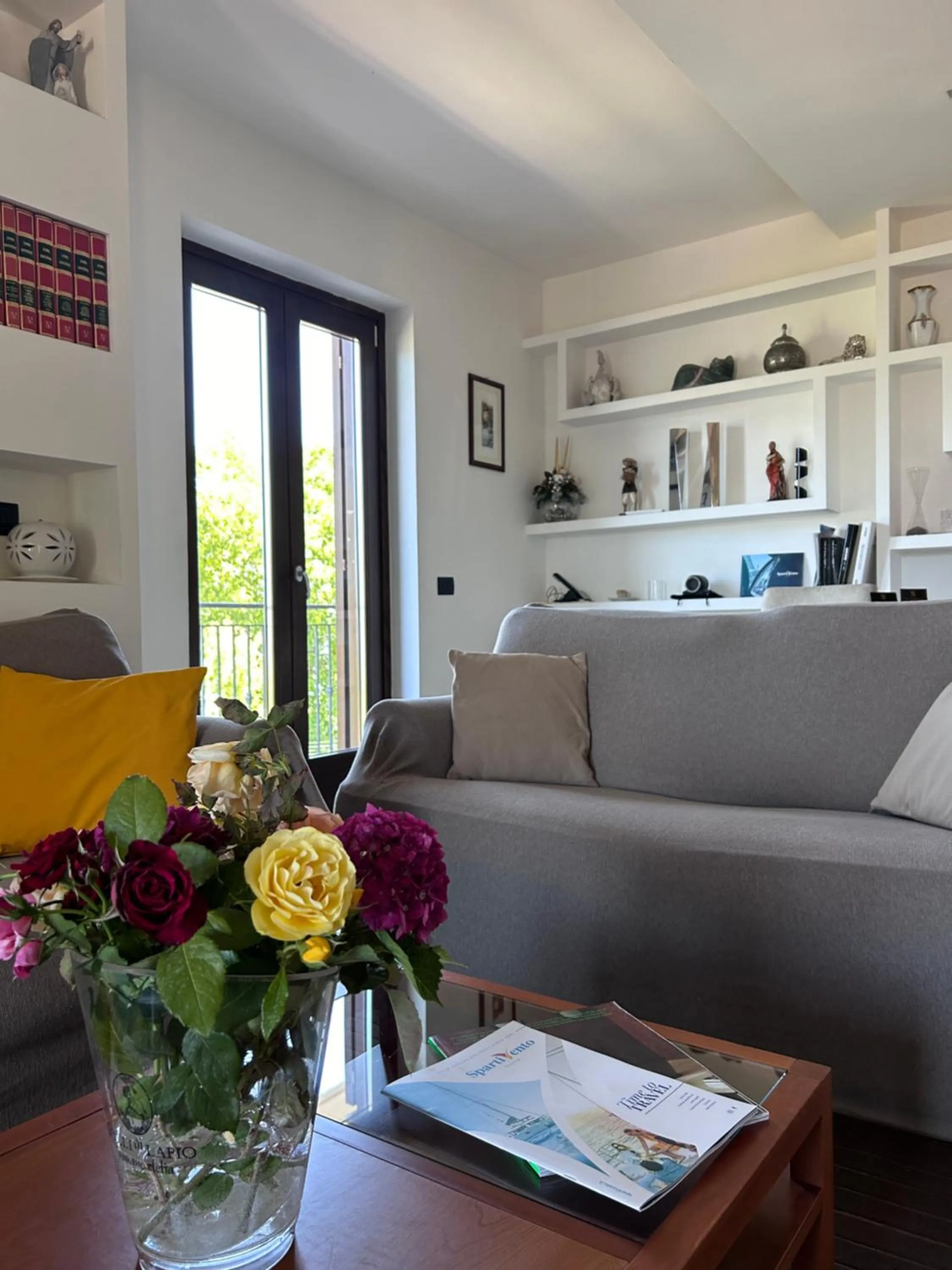 Communal lounge/ TV room in Villa Amalia