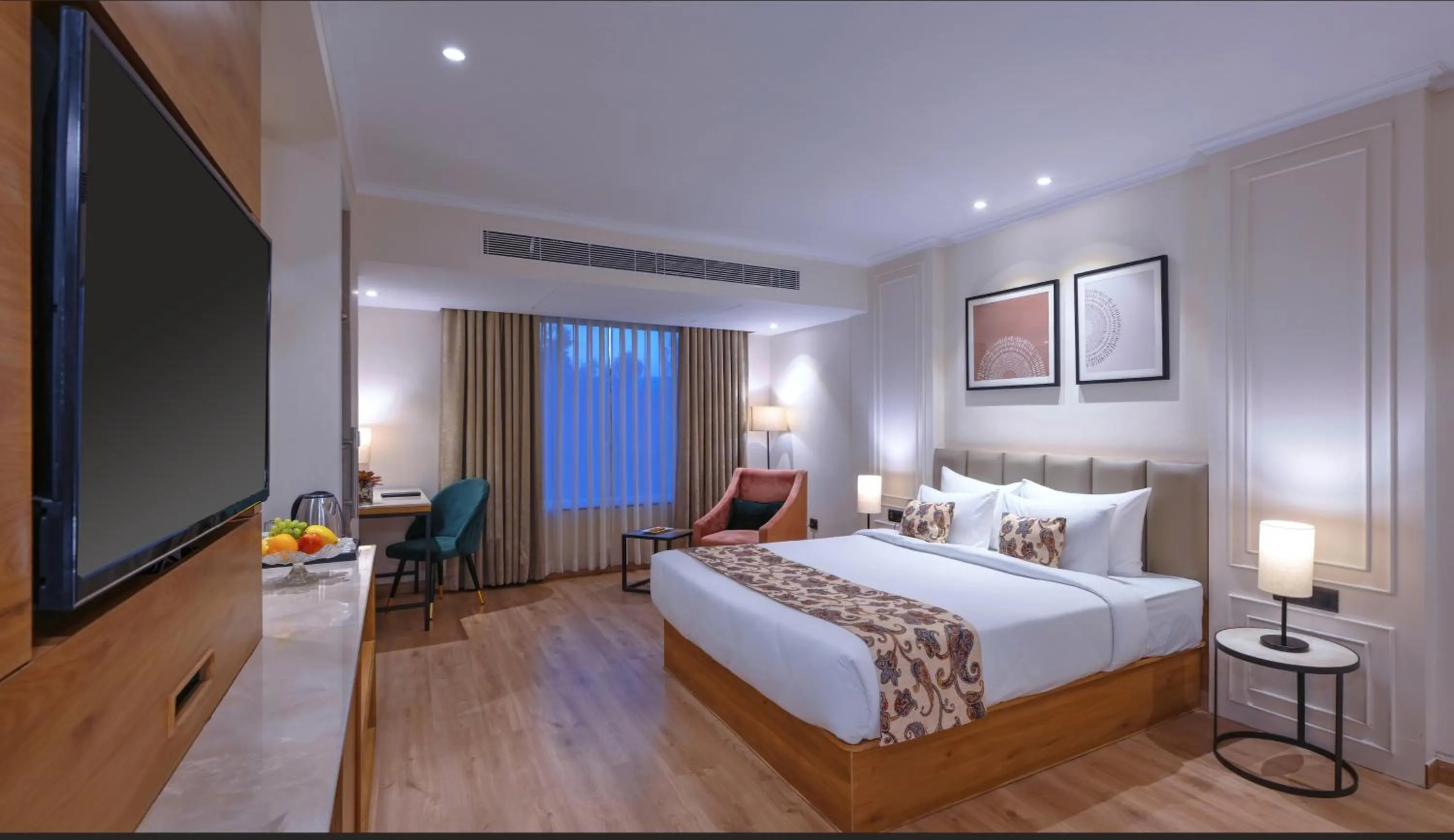 Bedroom, Bed in Royale Sarovar Portico Agra