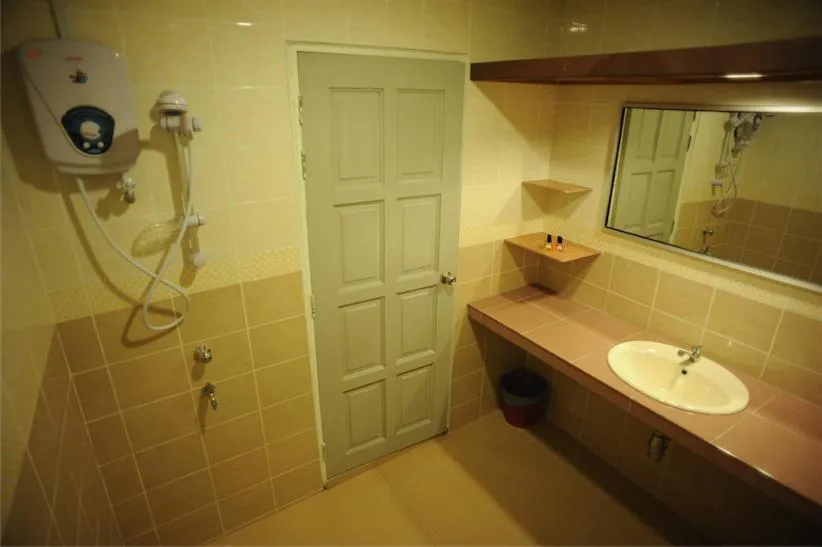 Toilet in Arwana Inn Tok Bali