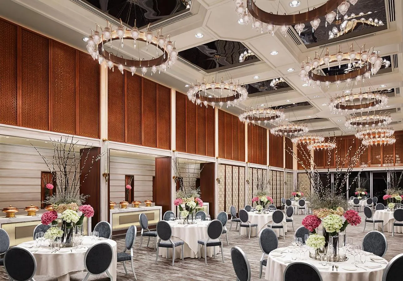 Banquet/Function facilities in Four Seasons Hotel Mumbai