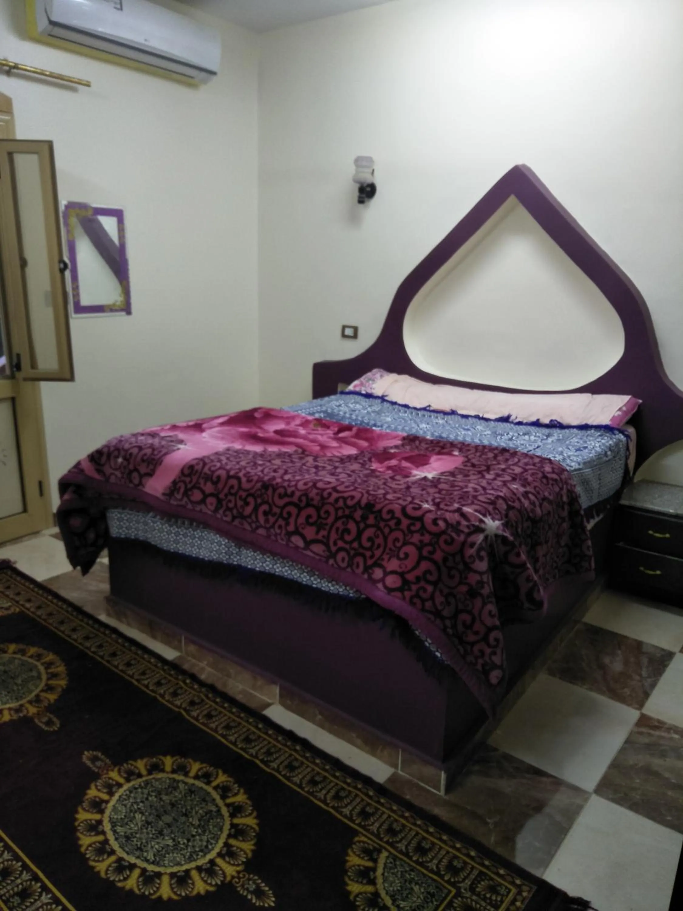Bed in El Prince Guesthouse