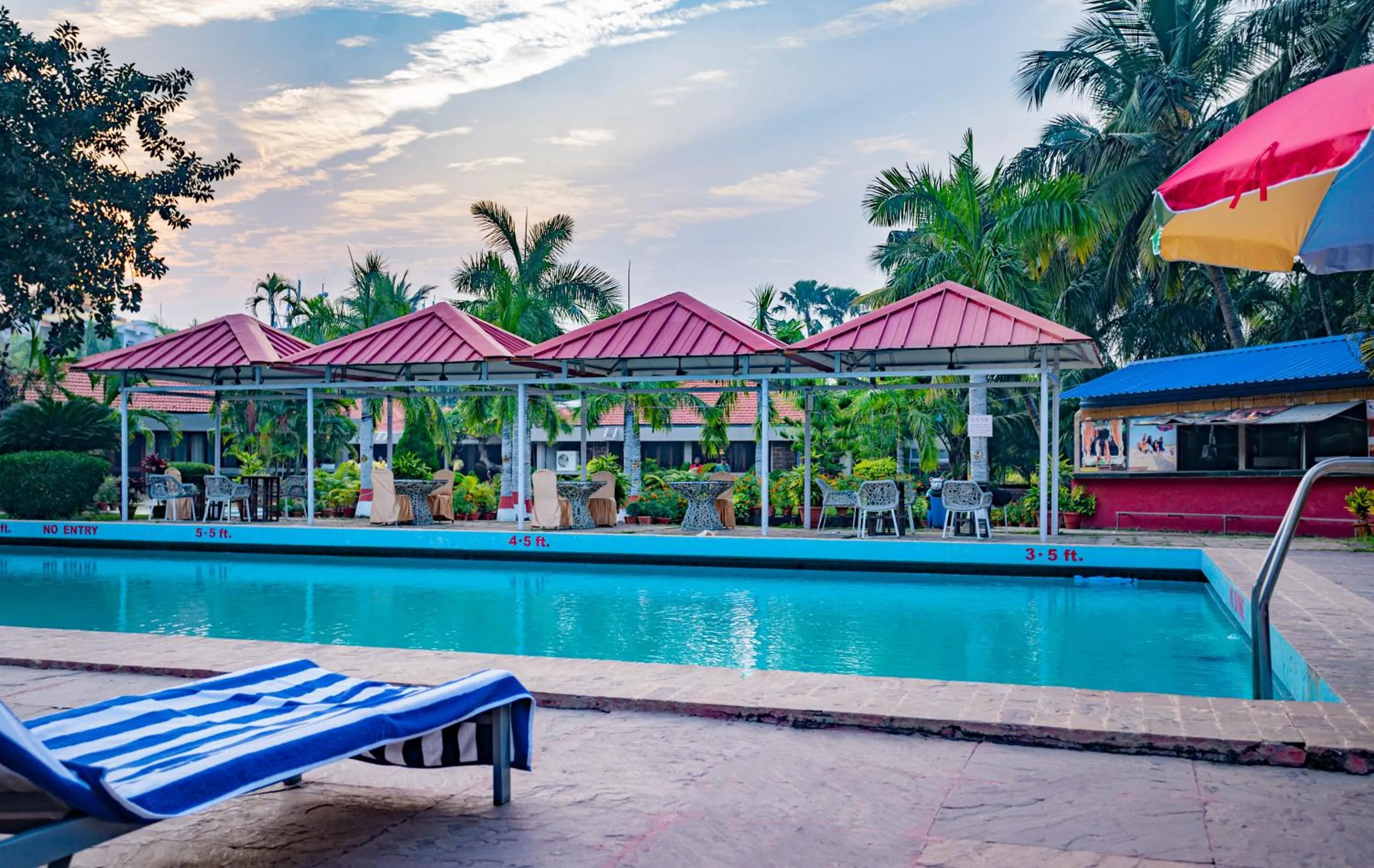 Swimming pool in Toshali Sands Puri