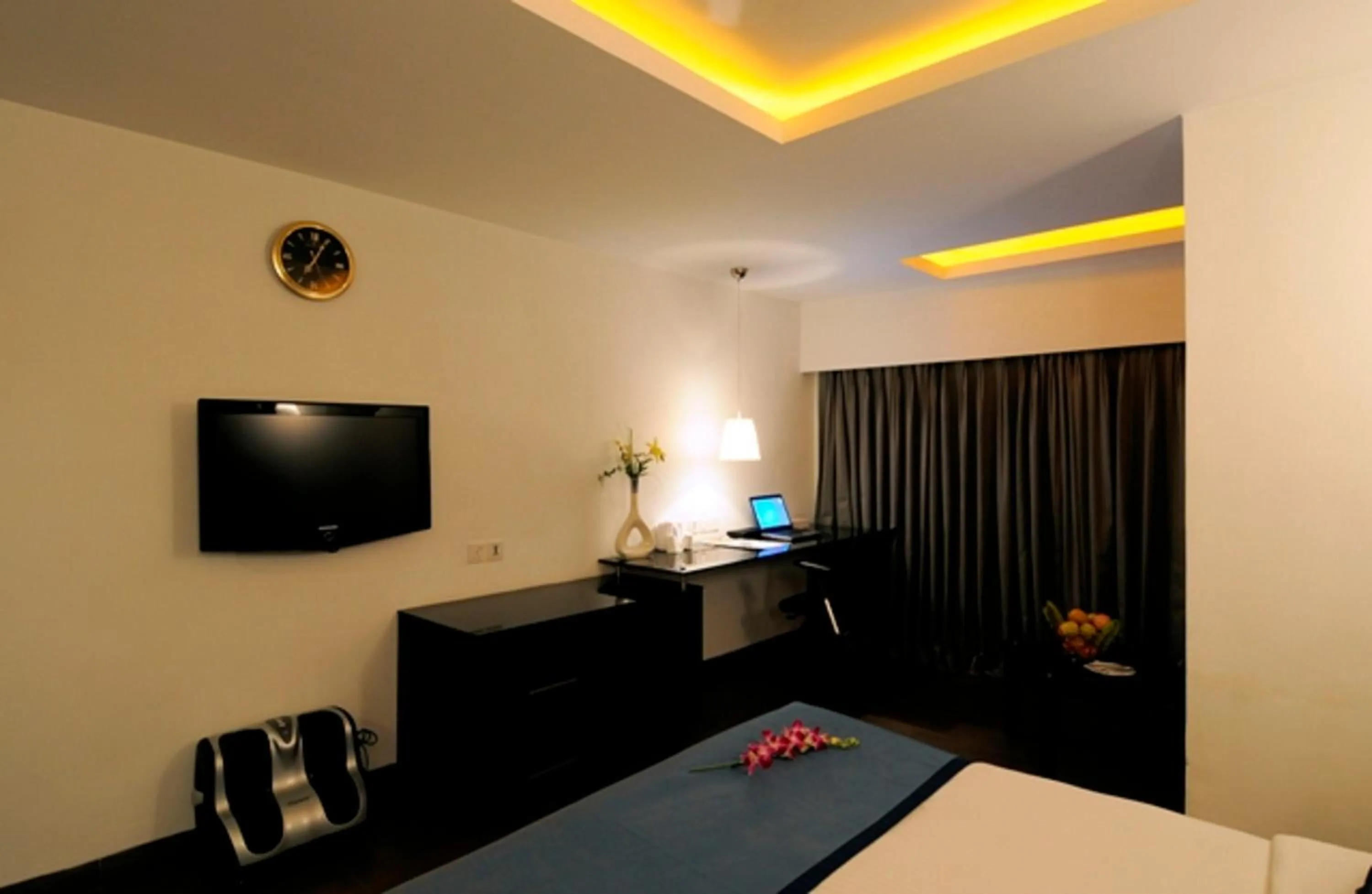 Bedroom, Bed in The Central Court