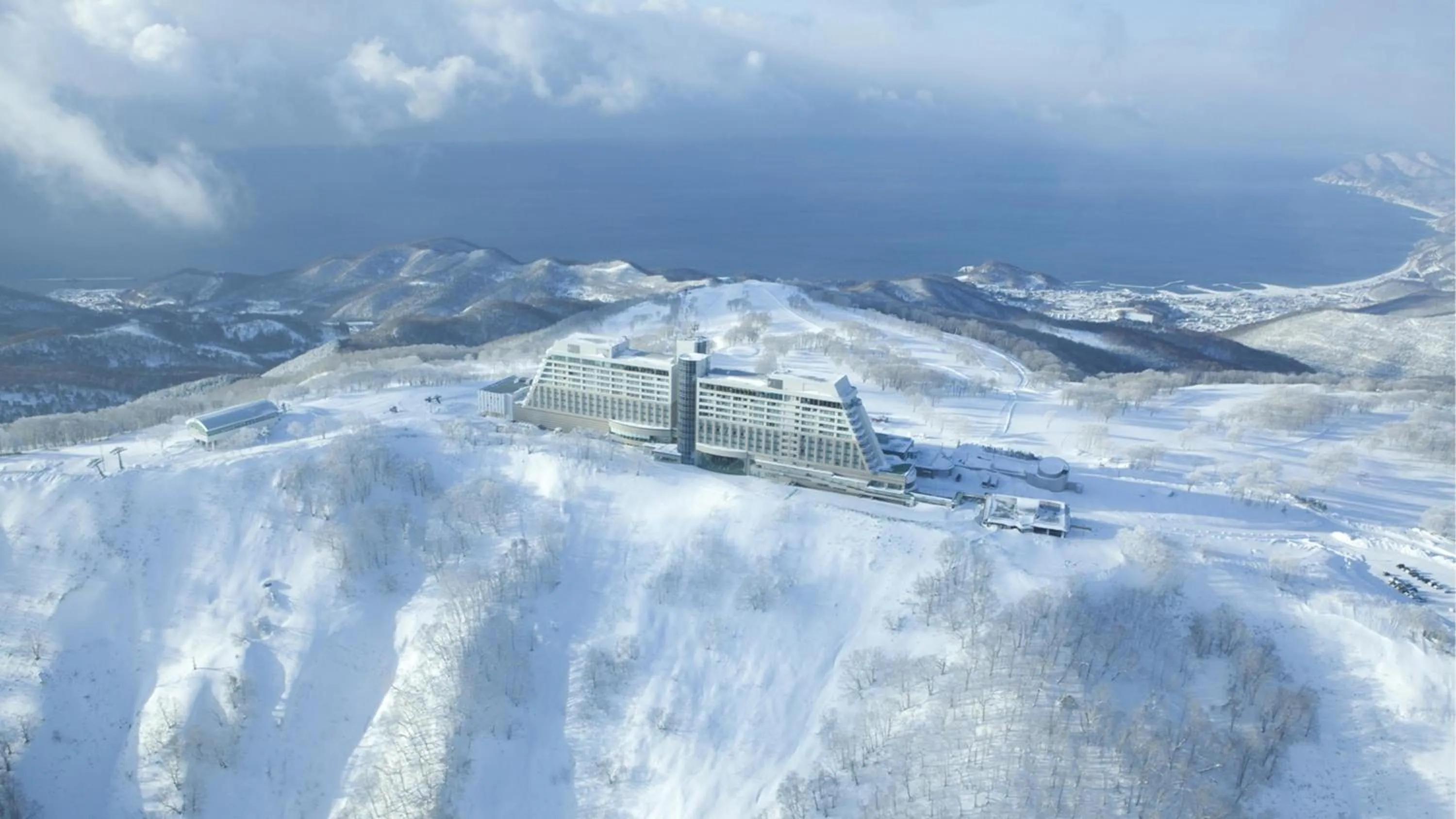 Property building in Vignette Collection The Windsor Hotel TOYA by IHG