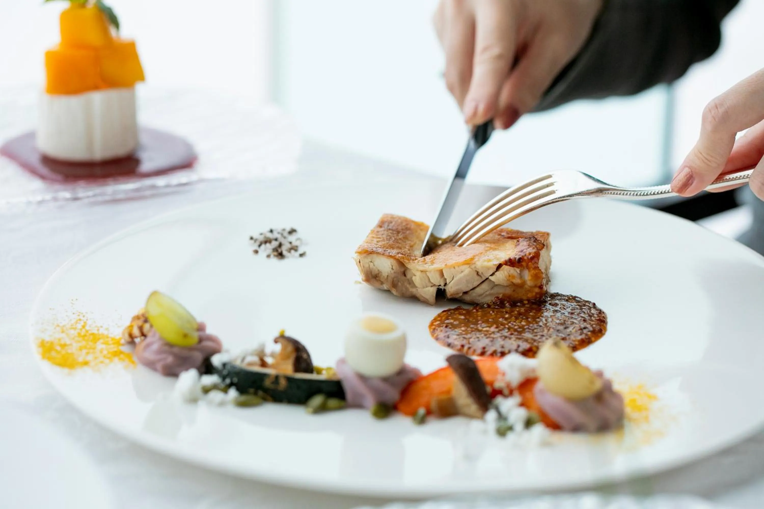 Restaurant/places to eat in Vignette Collection The Windsor Hotel TOYA by IHG