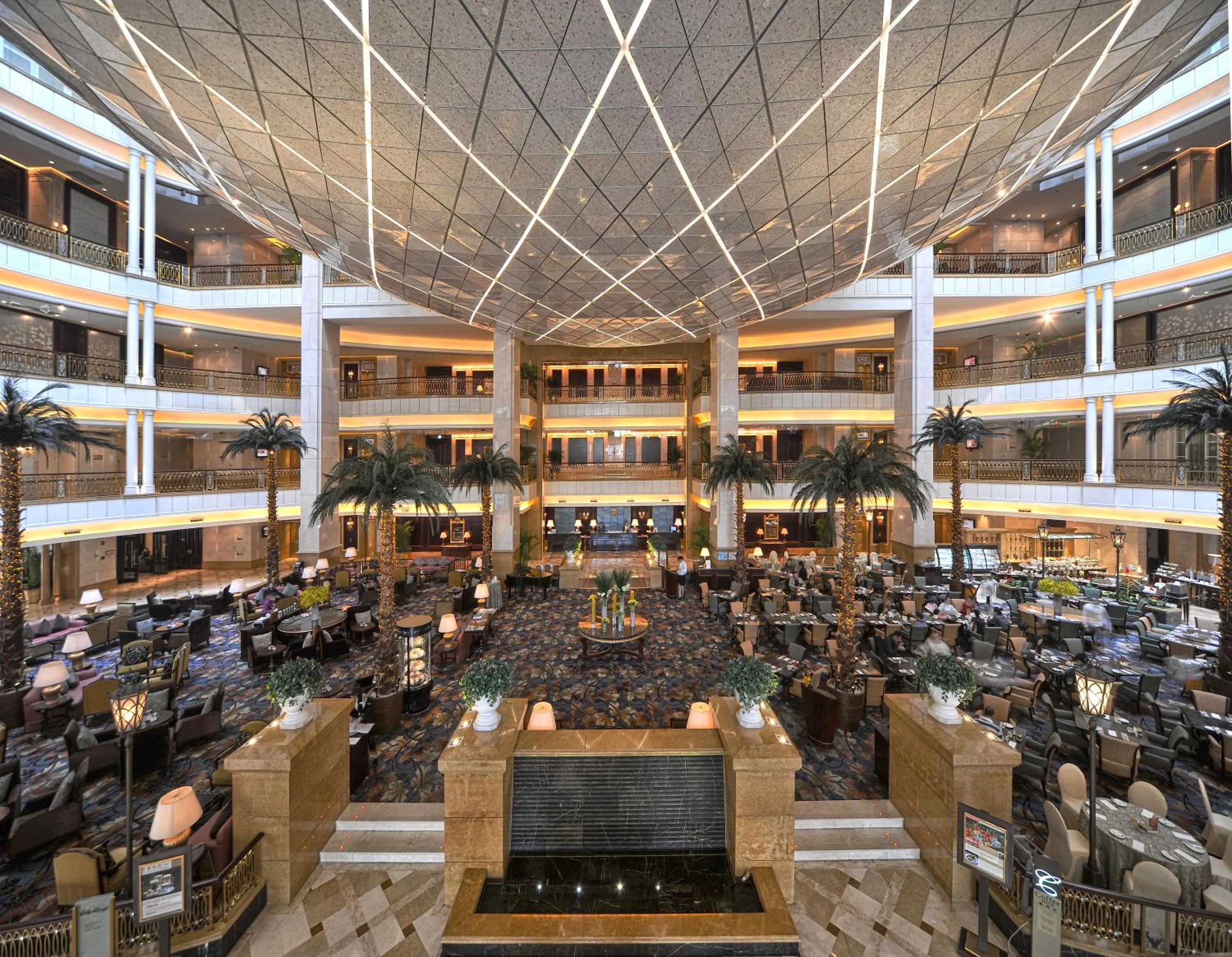 Lobby or reception in Grand Central Hotel Shanghai - Nanjing Road