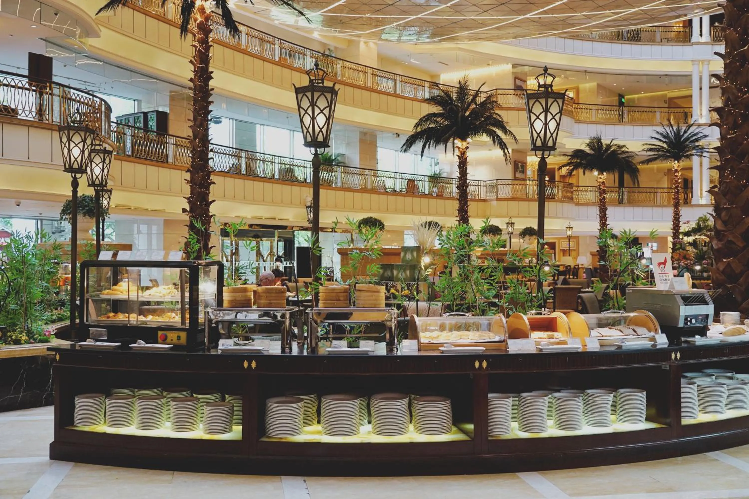 Breakfast in Grand Central Hotel Shanghai - Nanjing Road