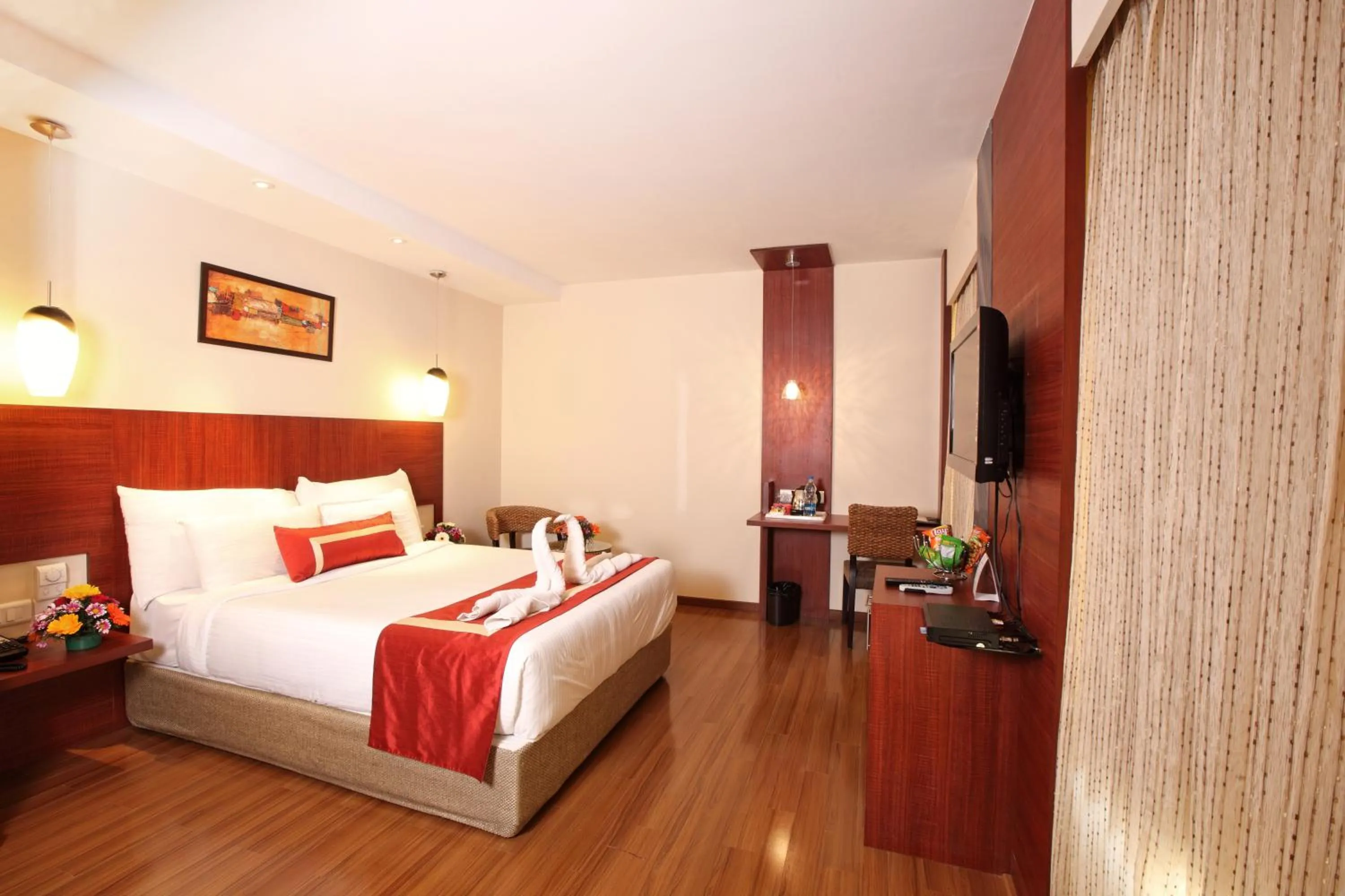 Photo of the whole room, Bed in Octave Hotel & Spa - Sarjapur Road