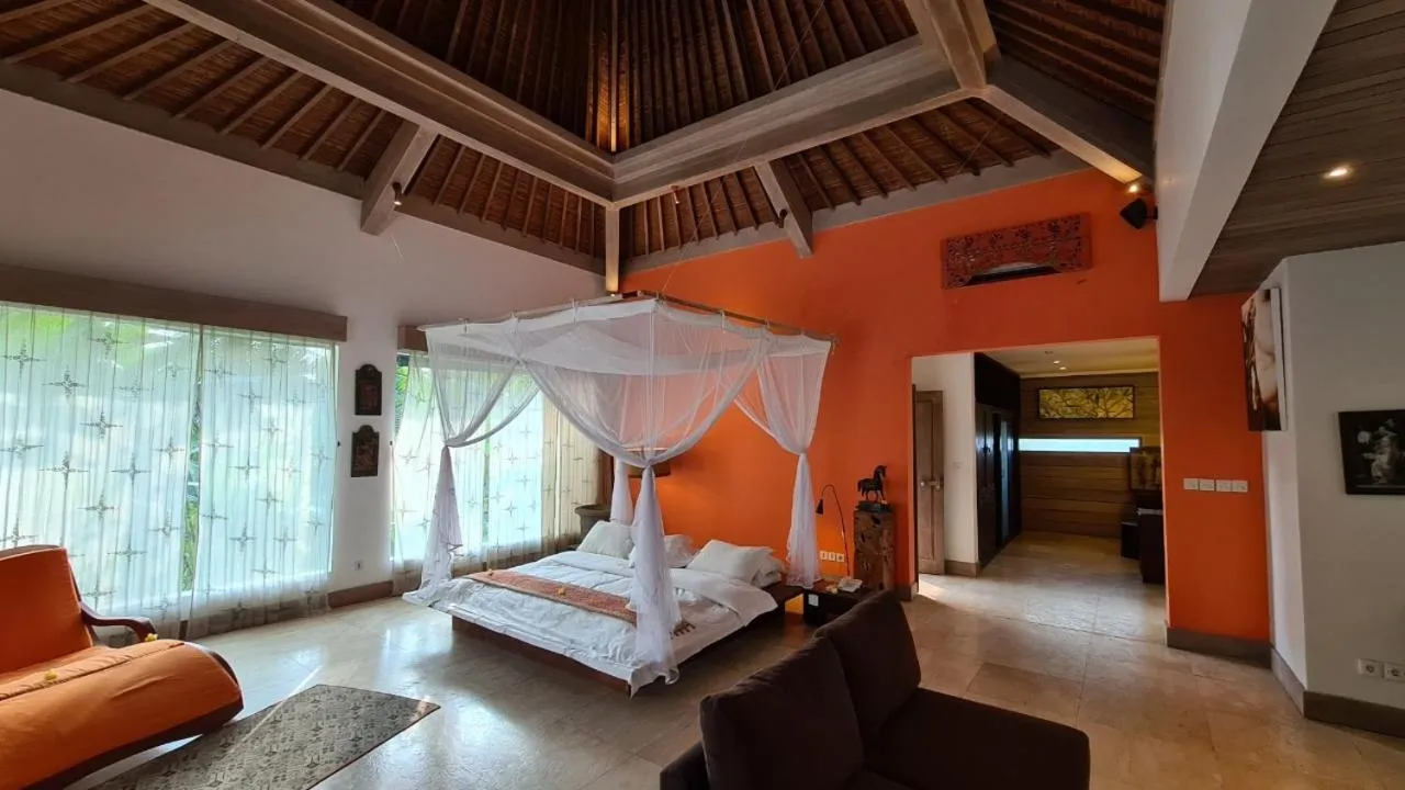 Photo of the whole room, Bed in Ayurvedagram Bali