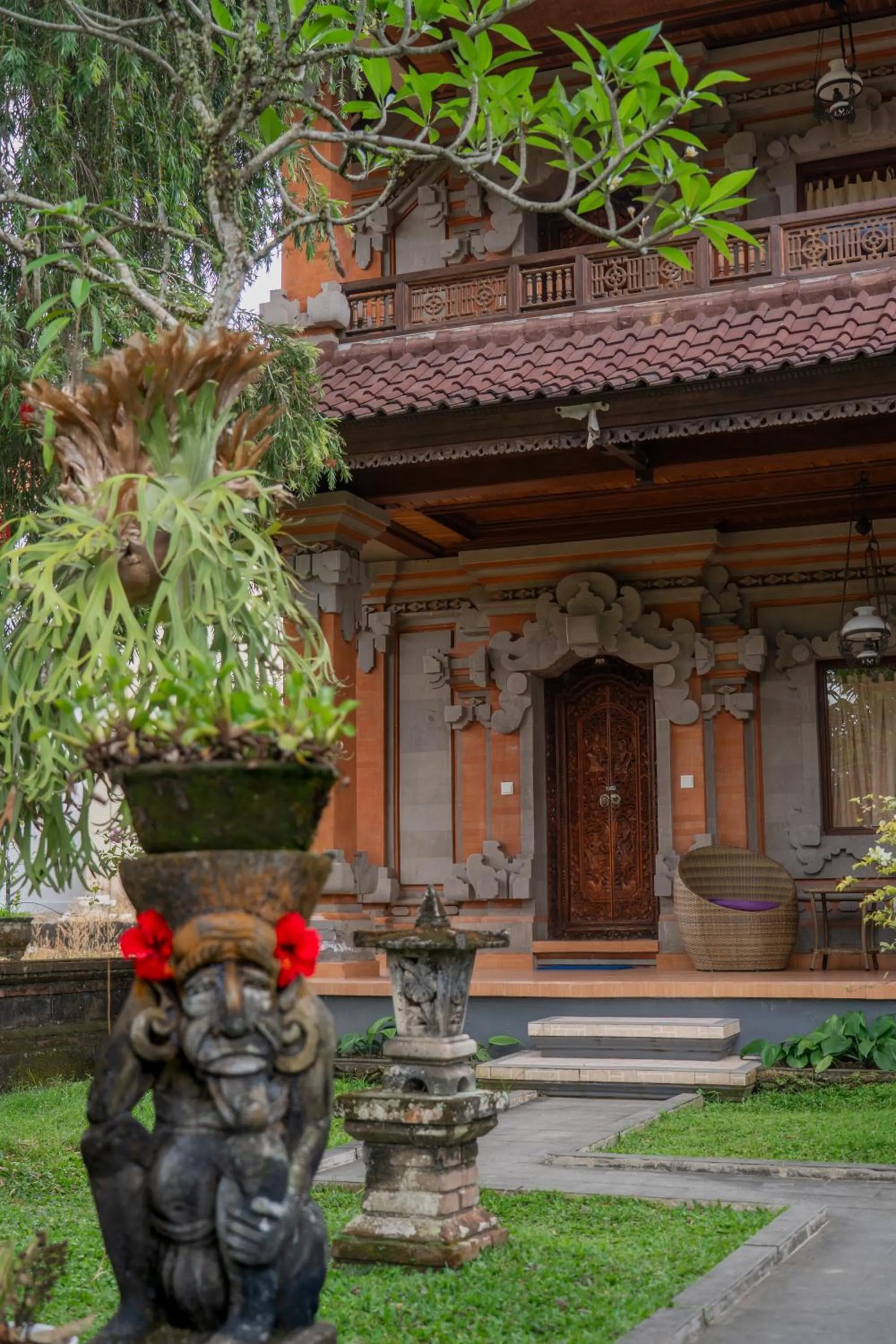 Property building in Nick's Pension