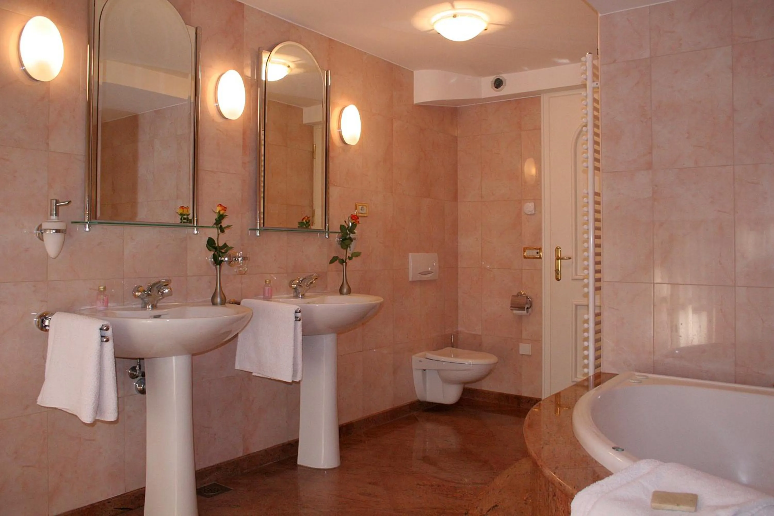 Shower in PRIVILLAGE Stare - B&B