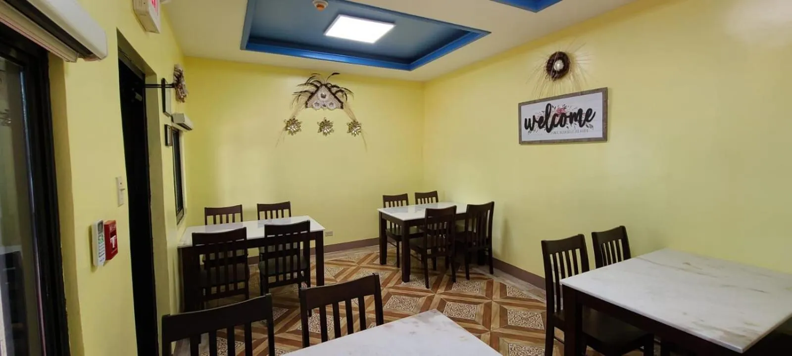 Restaurant/places to eat in Saipan Beach Hotel