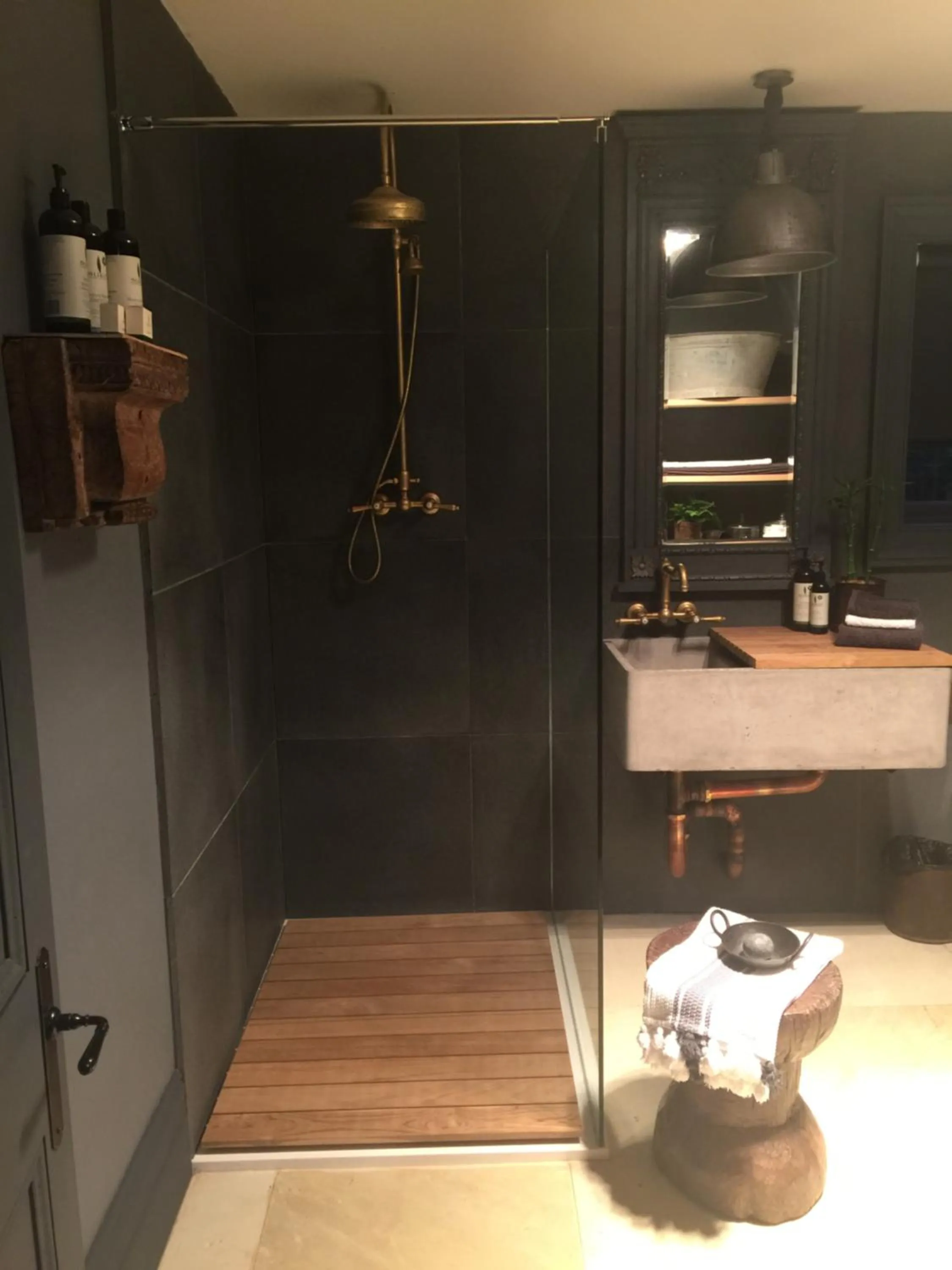 Shower in Elm Cottage Barn