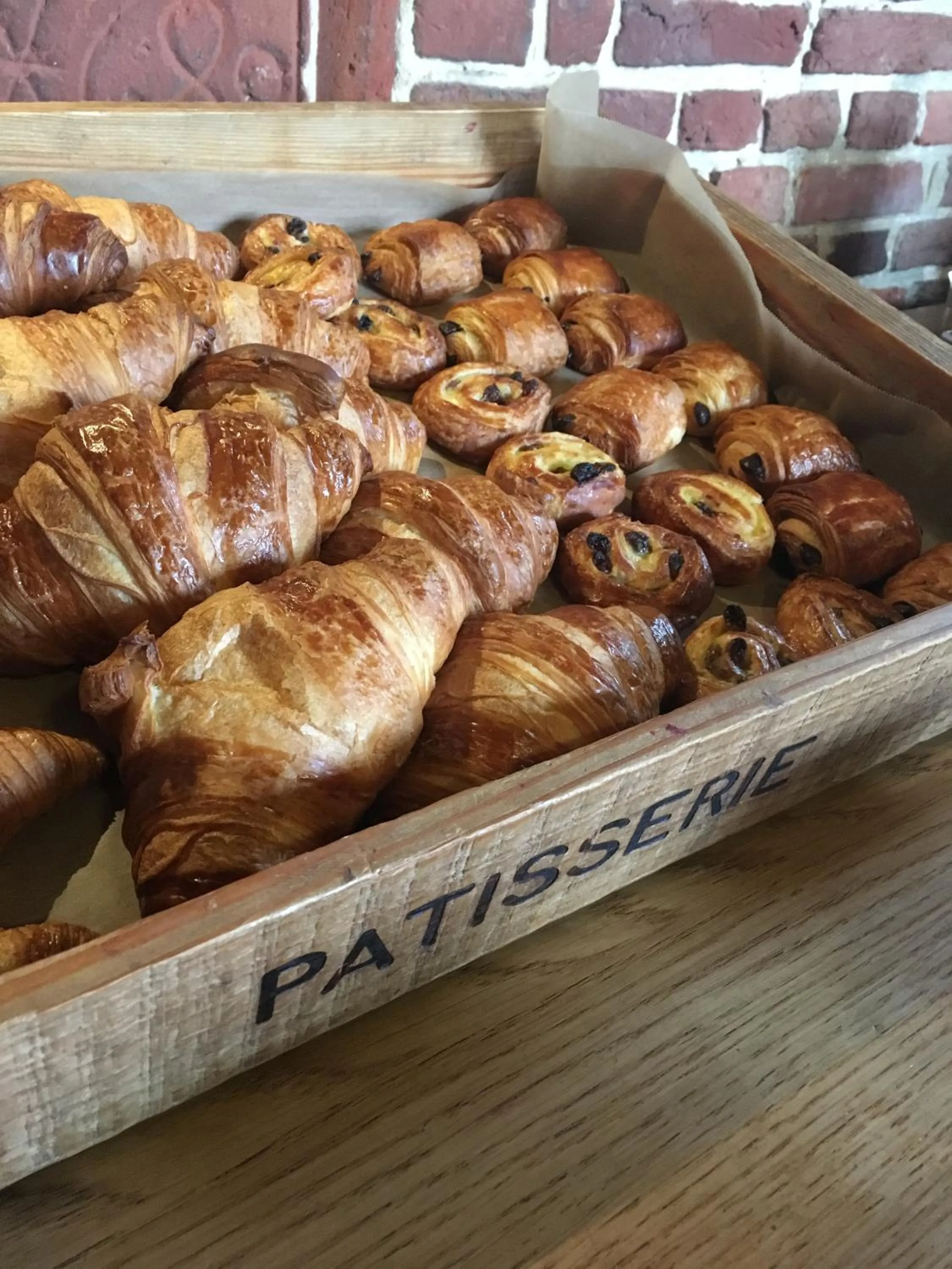 Breakfast in Leeds Castle Stable Courtyard Bed and Breakfast
