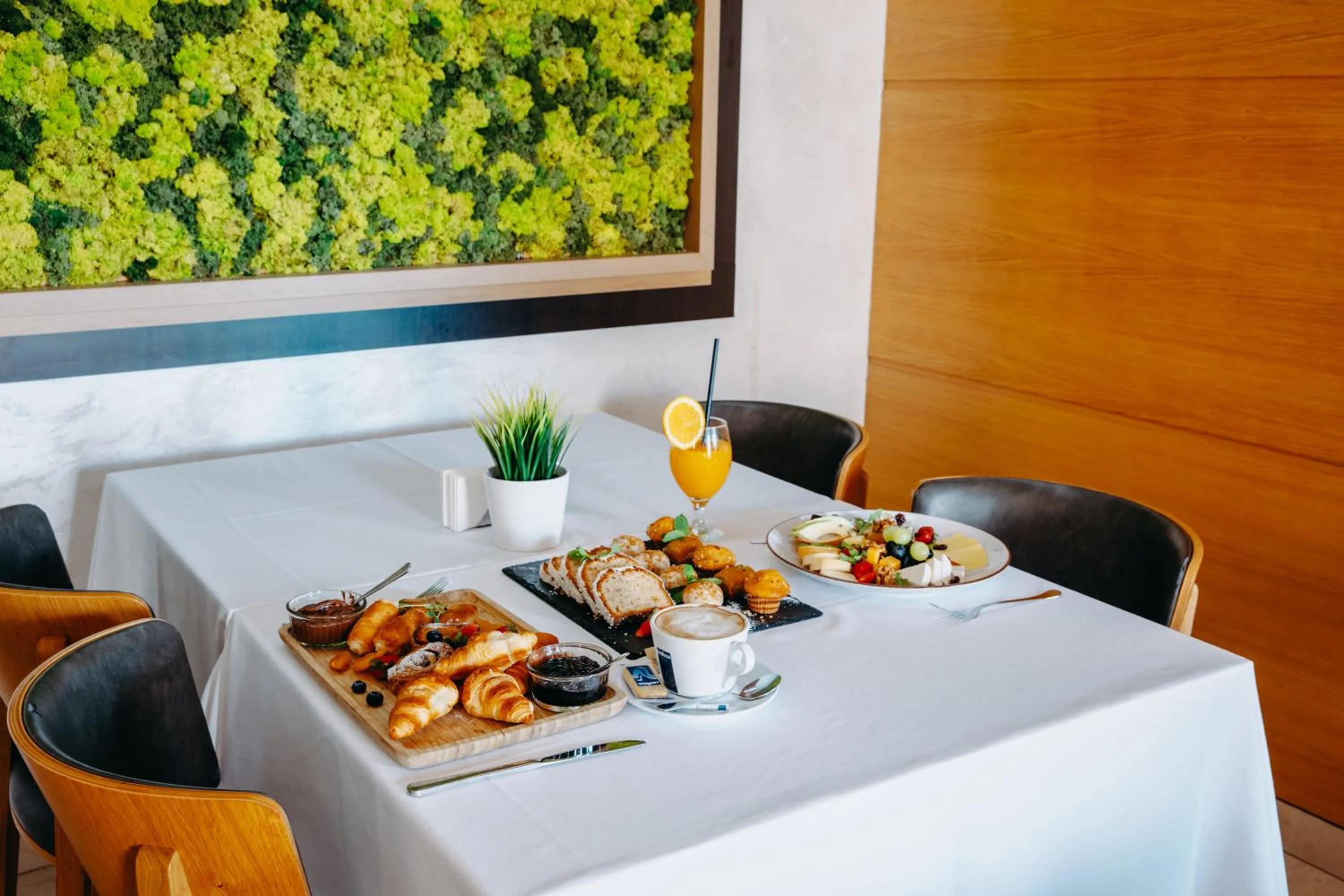 Food and drinks in Hotel ZOO Sofia