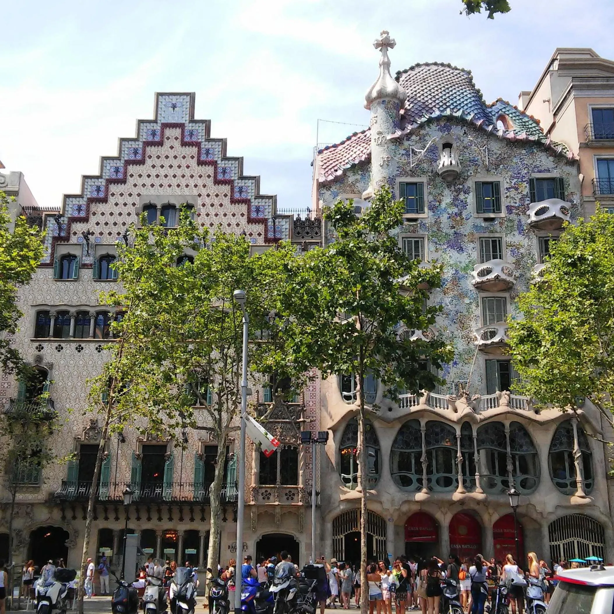 Nearby landmark in Hostal Lesseps