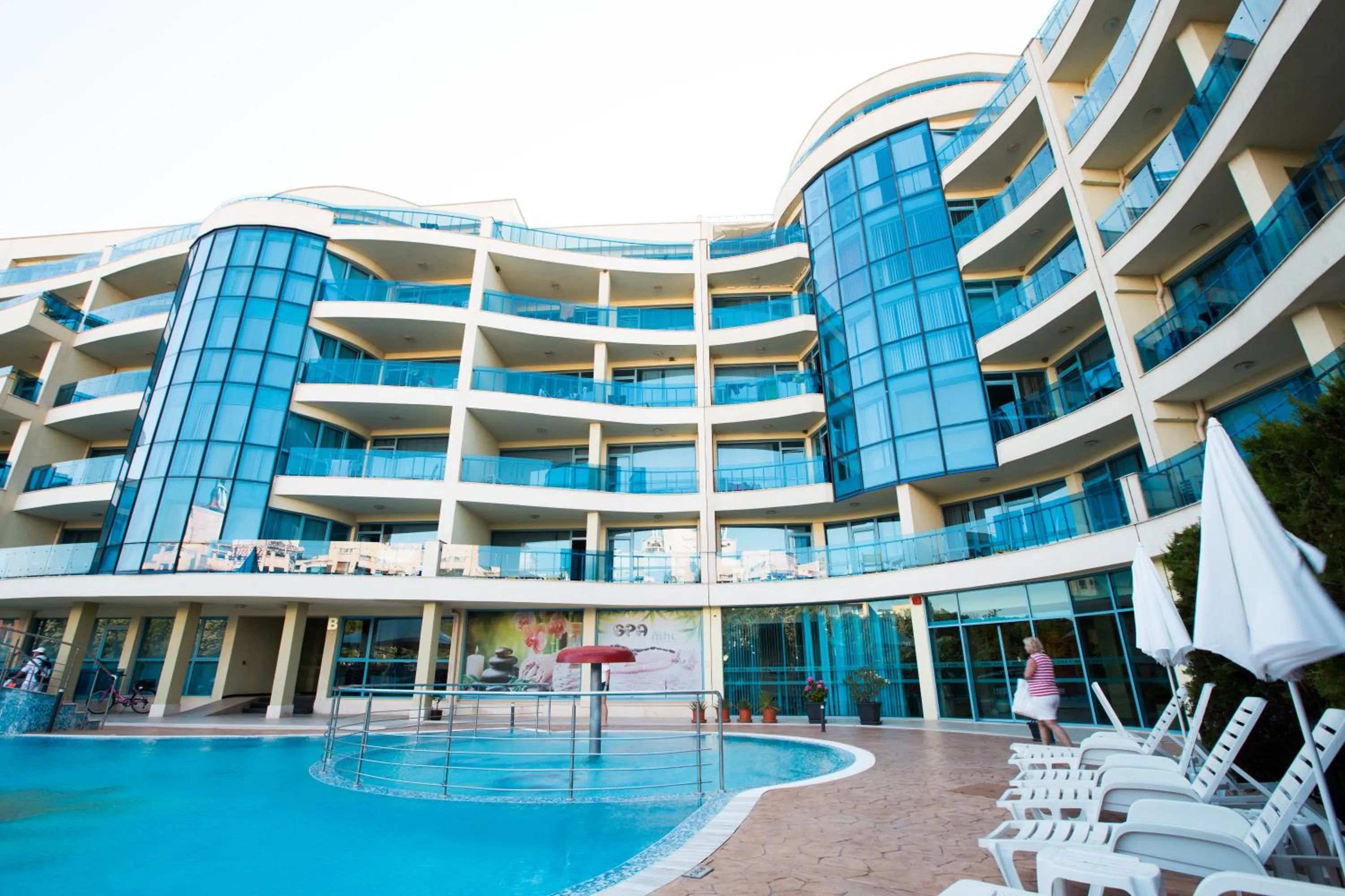 Pool view in Aparthotel Marina Holiday Club - All Inclusive & Free Parking
