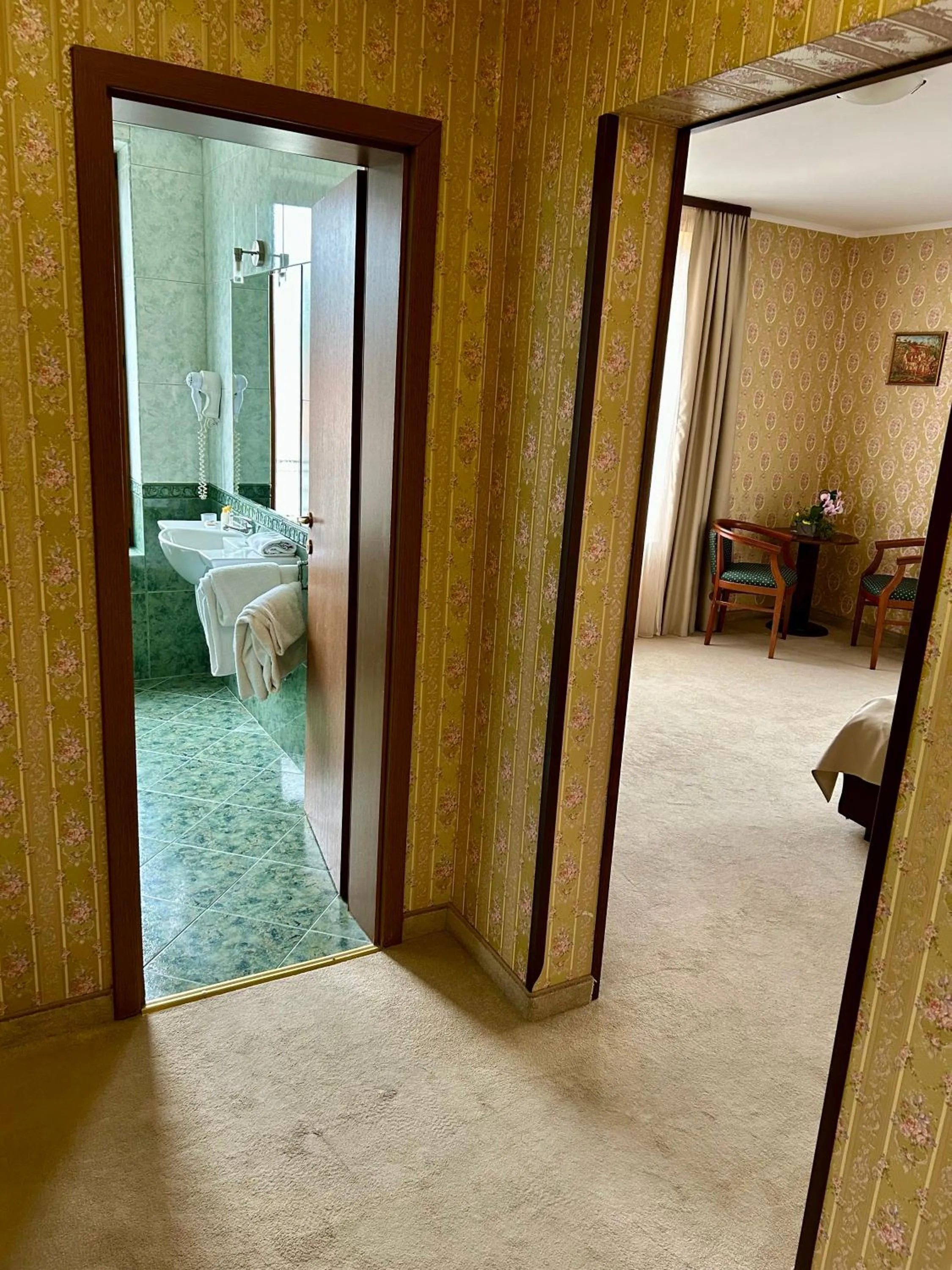 Bed in Chateau Montagne Hotel Troyan