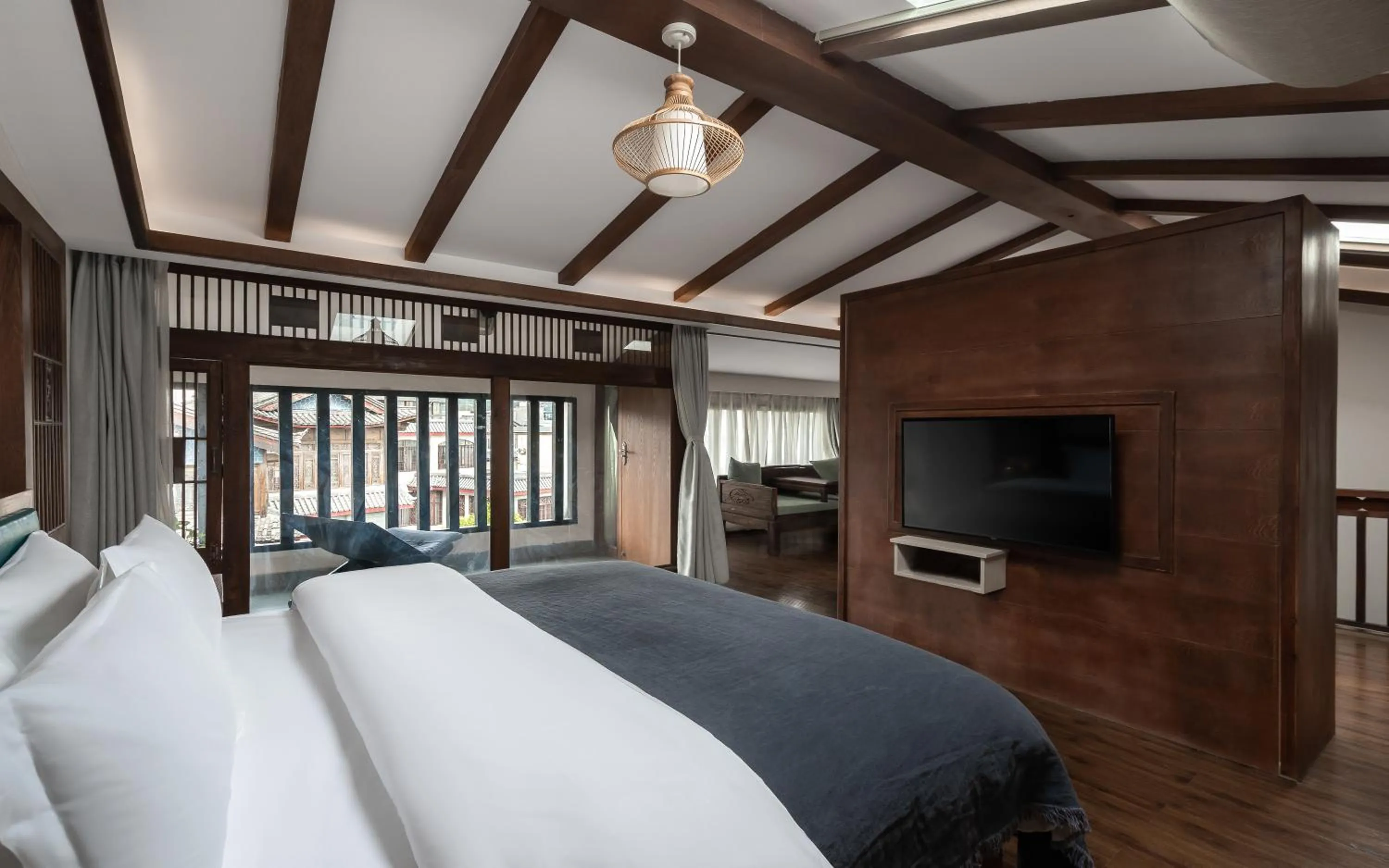 Bedroom, Bed in Lijiang Gemmer Hotel