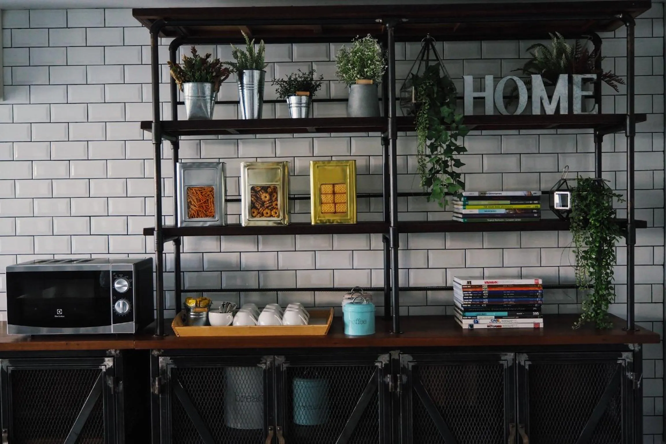 Communal lounge/ TV room in Baan Noppadol