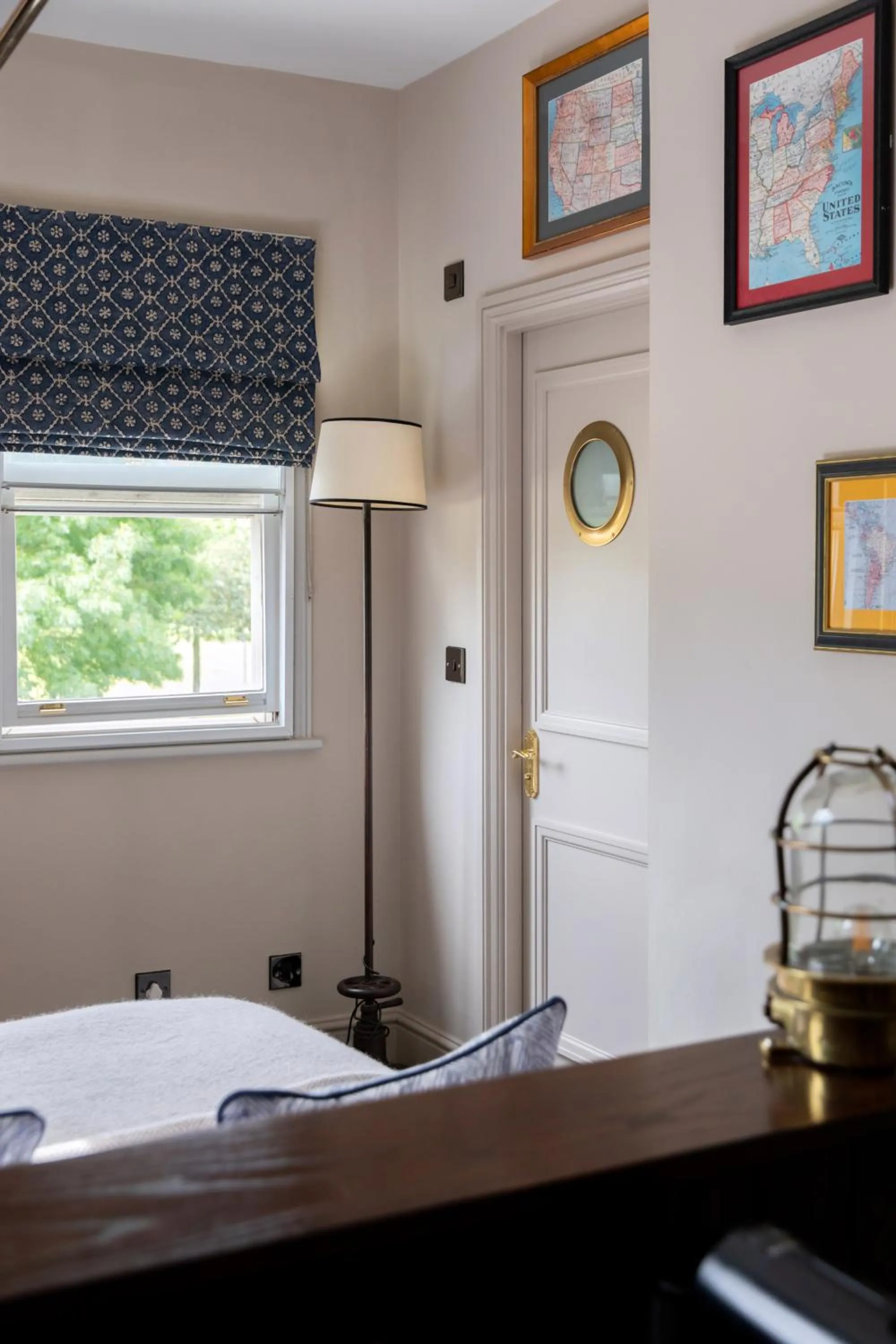 Bedroom, Bed in The Pilot Inn