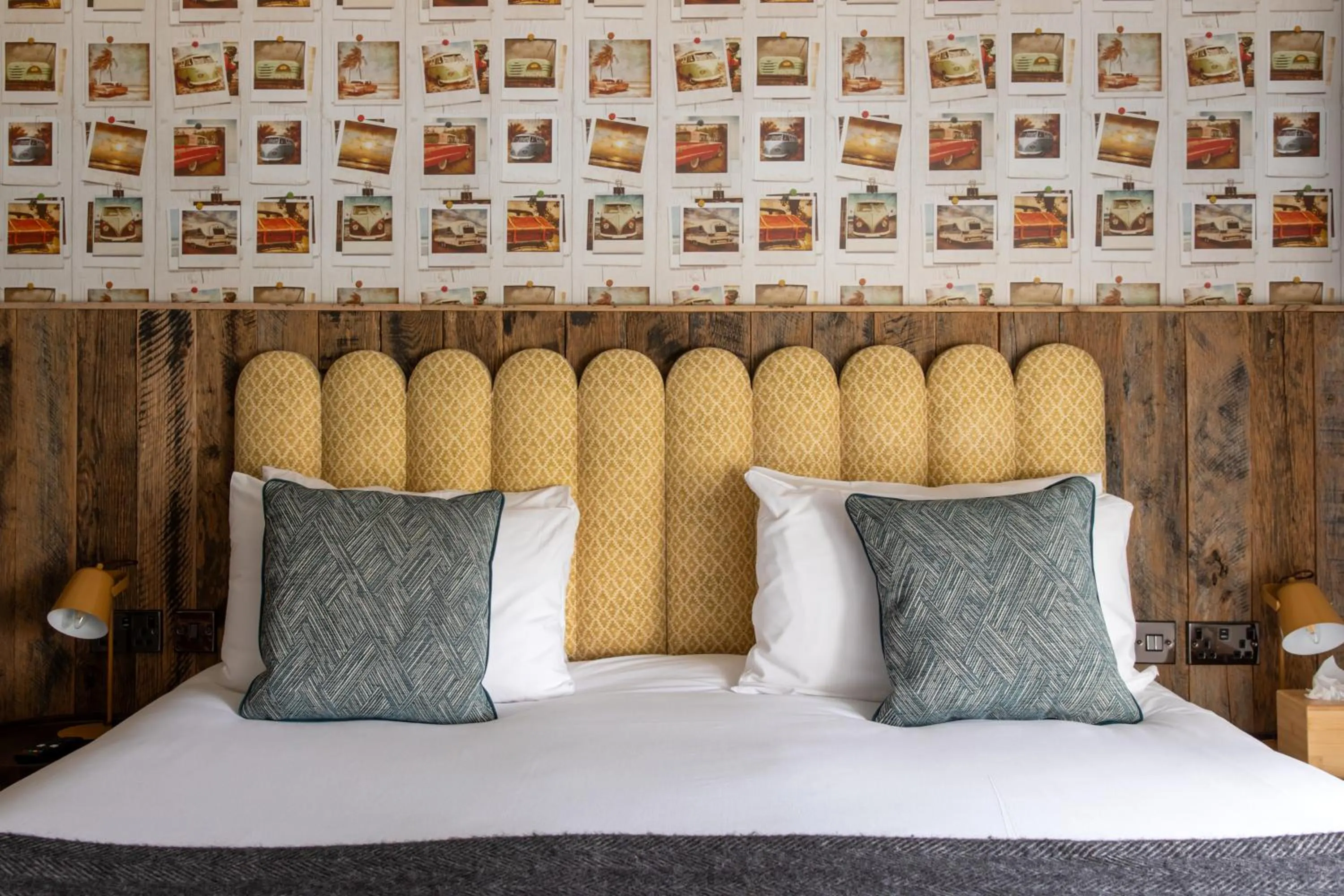 Bed in The Pilot Inn