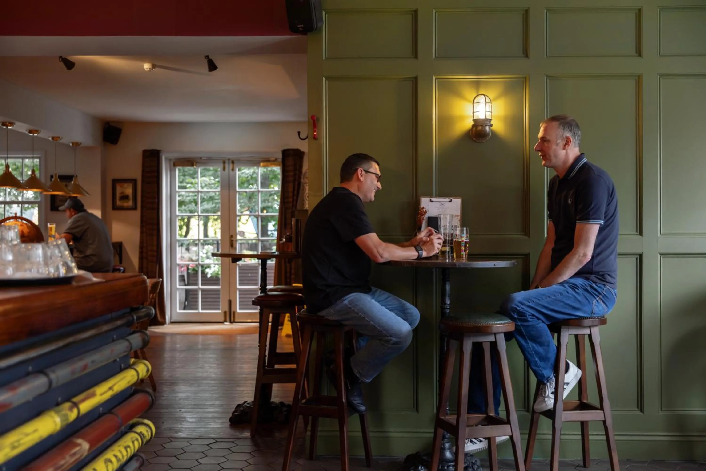 Restaurant/places to eat in The Pilot Inn